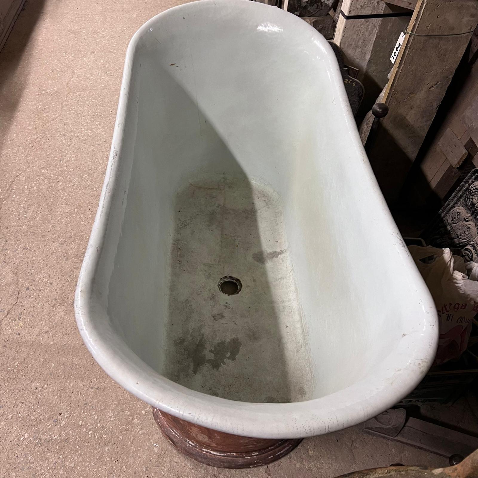 Dettaglio vasca di ghisa