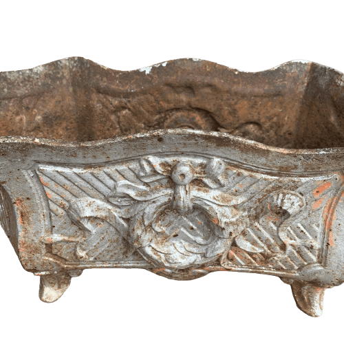 Dettaglio vaso di ferro 
