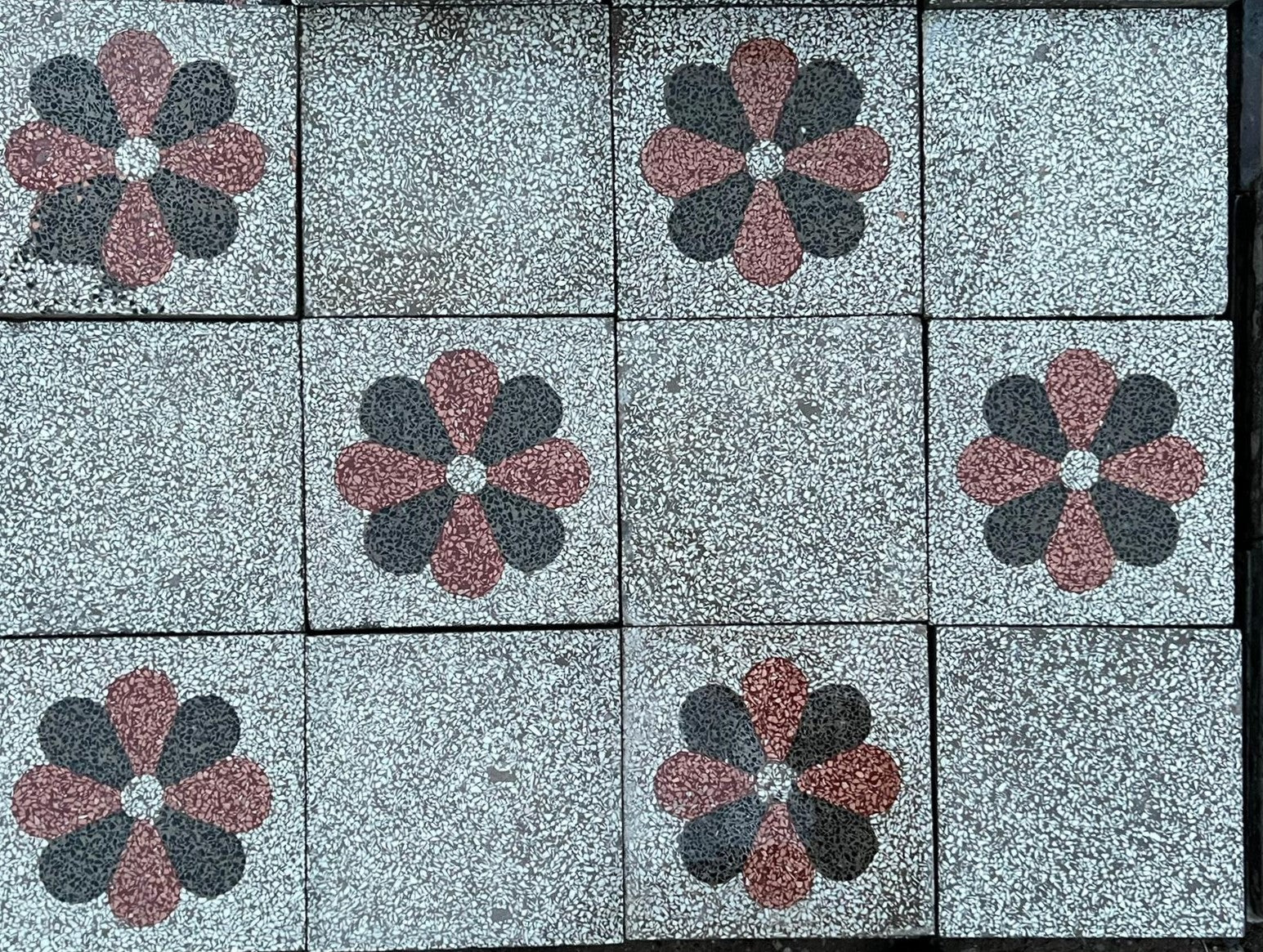 Graniglia rossa e nera 