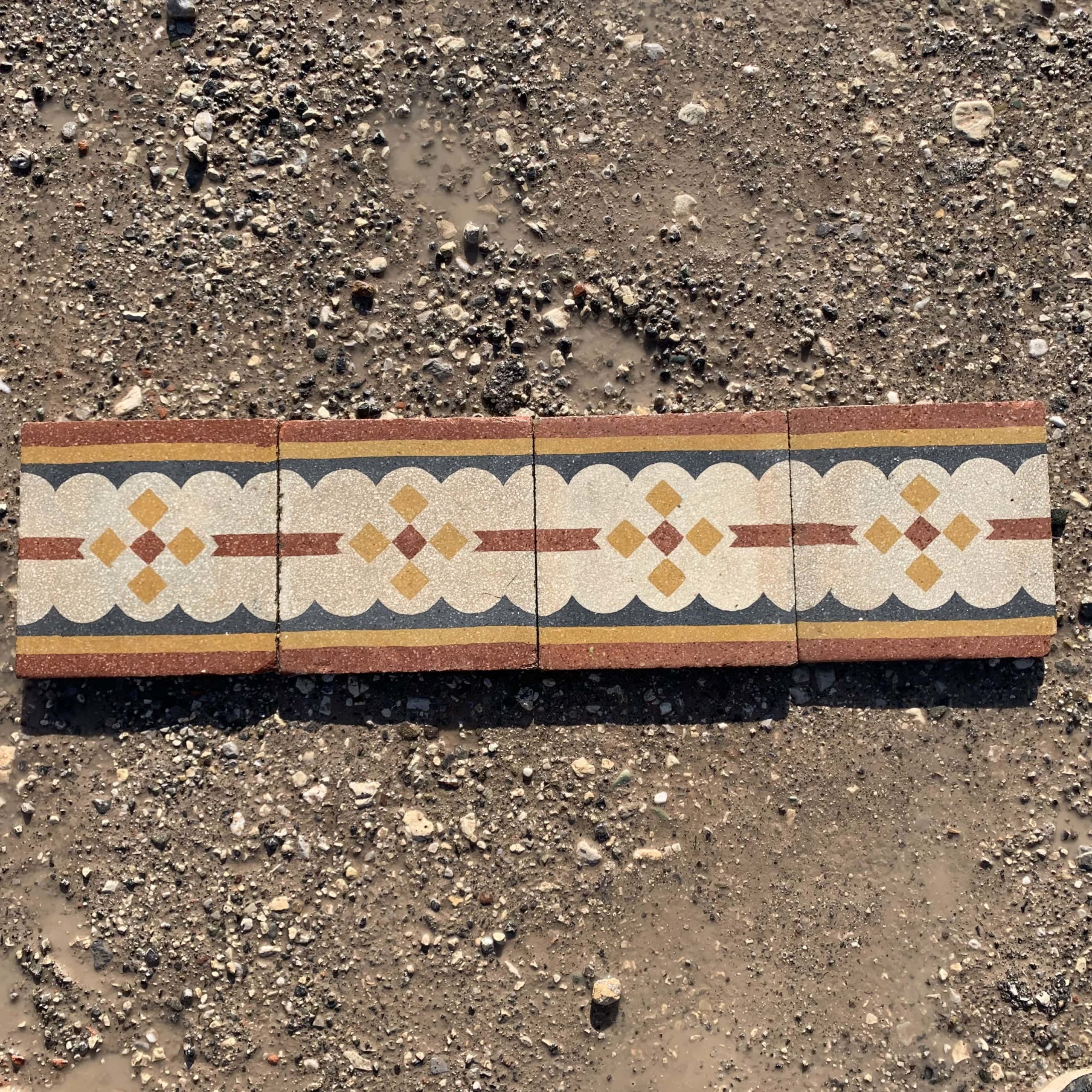 Bordo in graniglia variopinto - GRA 015