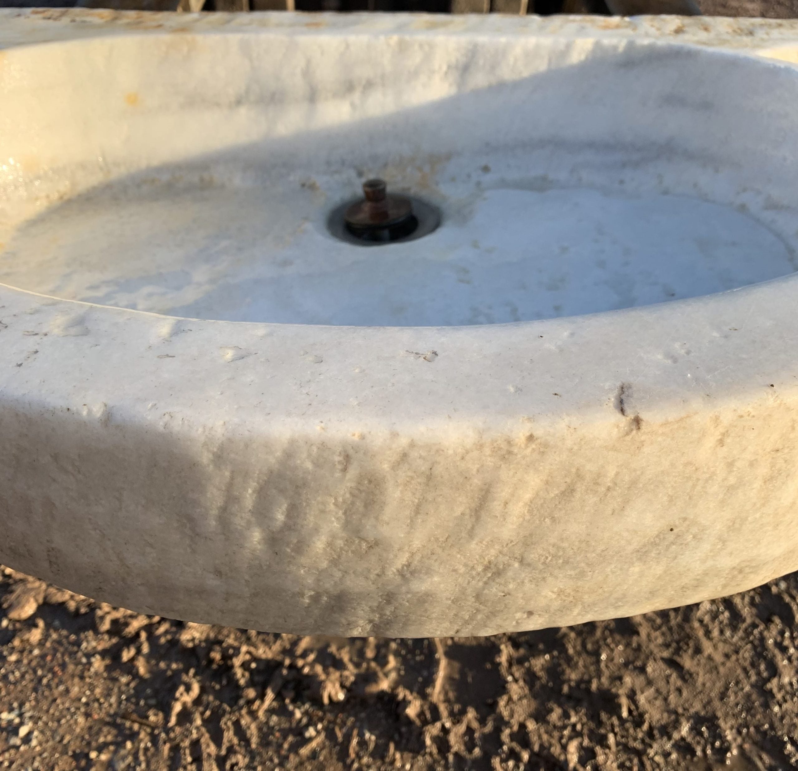 Lavandino in marmo stondato - LAV 091