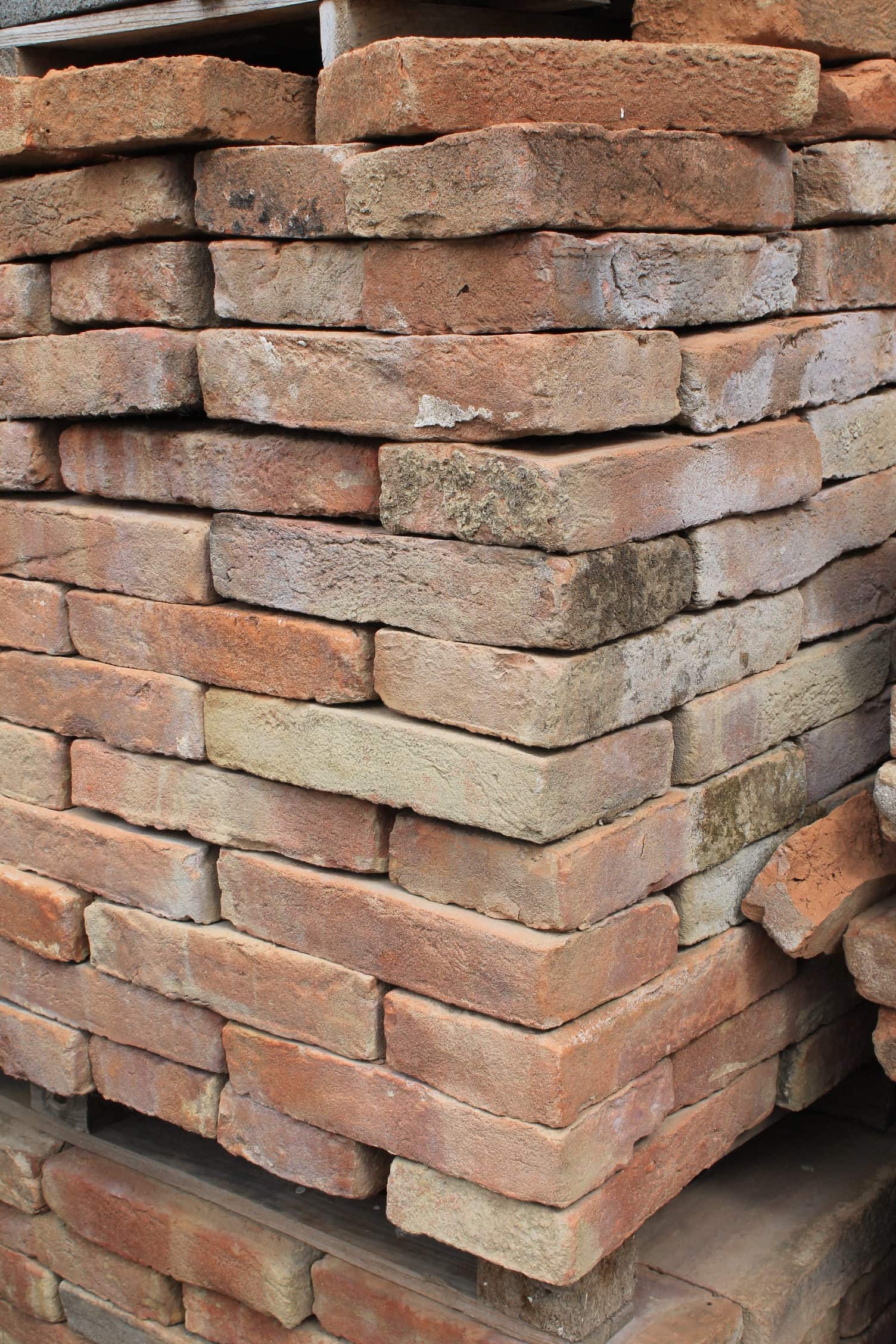 Bricks 32 cm x 16 cm x 5, 5 cm / 6 cm