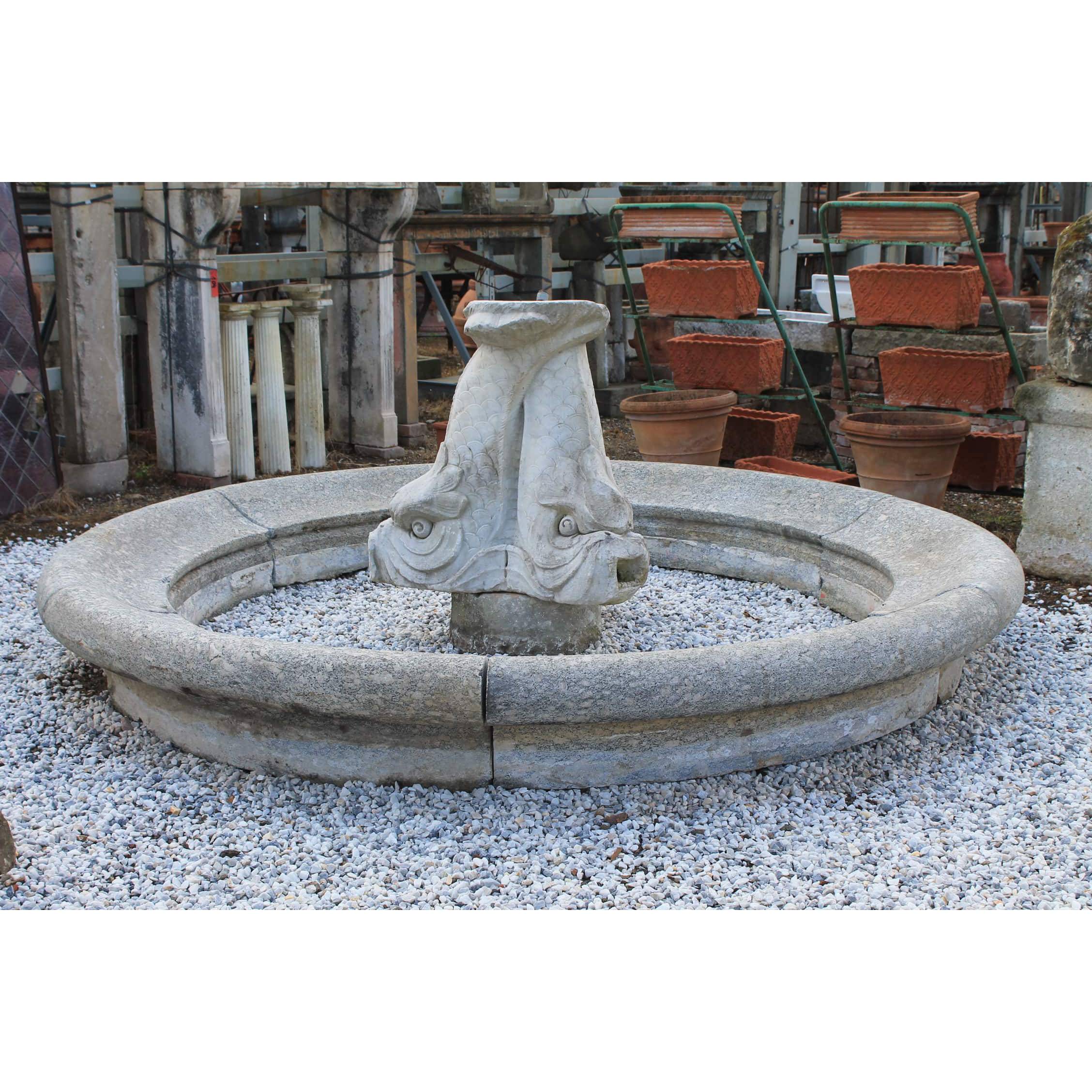 Fountain from the center