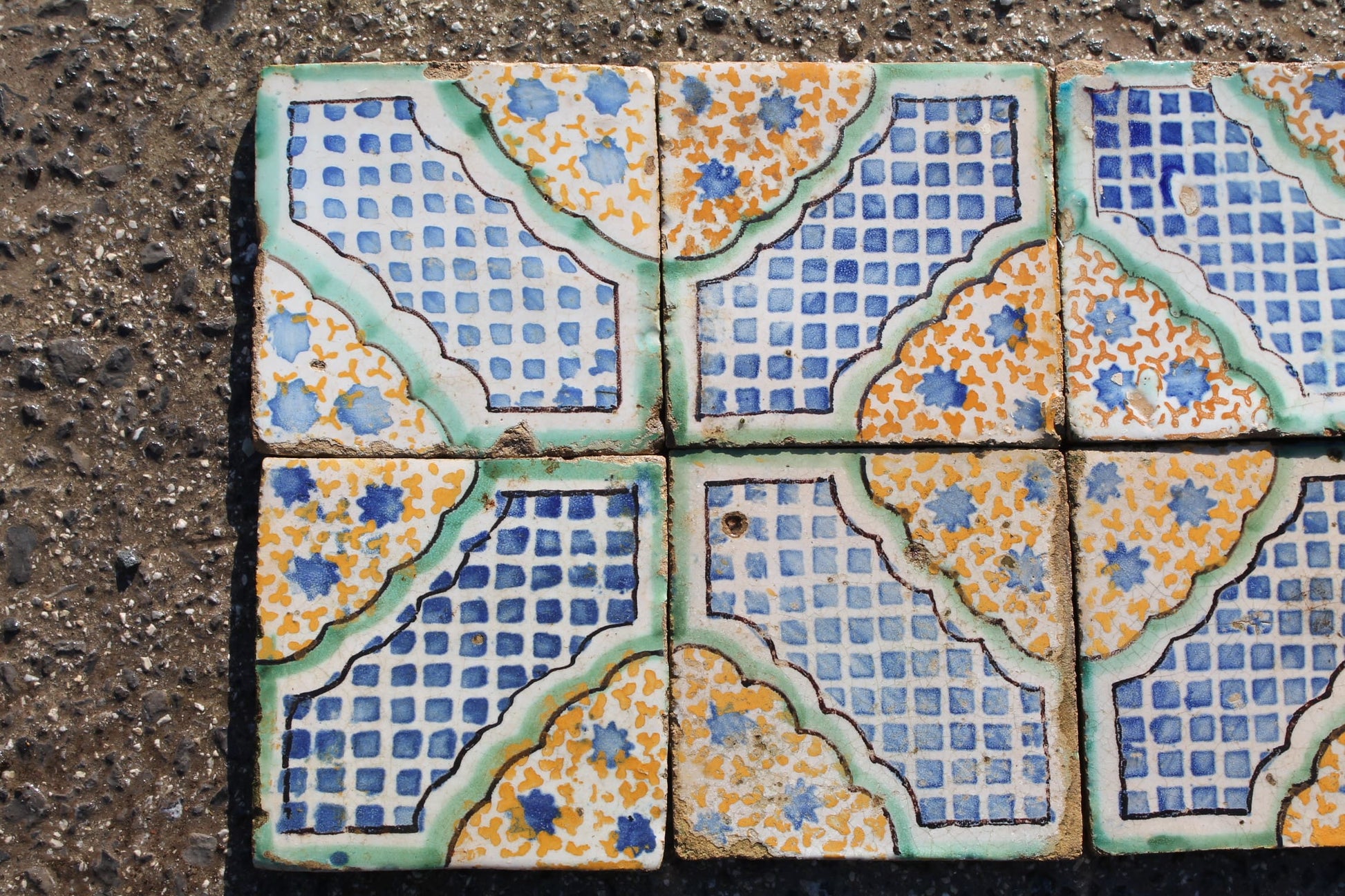 Maioliche azzurre e verdi