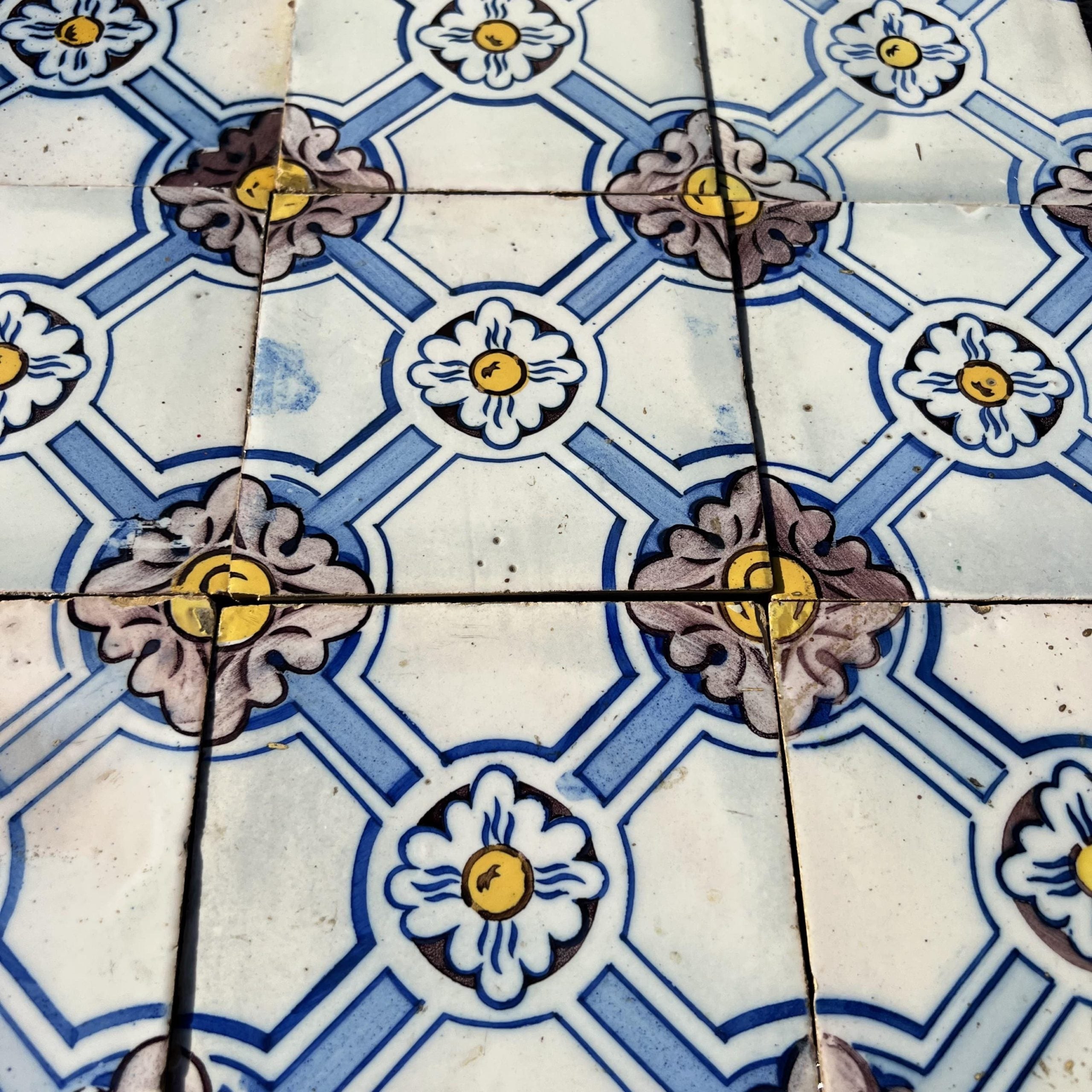Azulejos con margherite - MAI 123