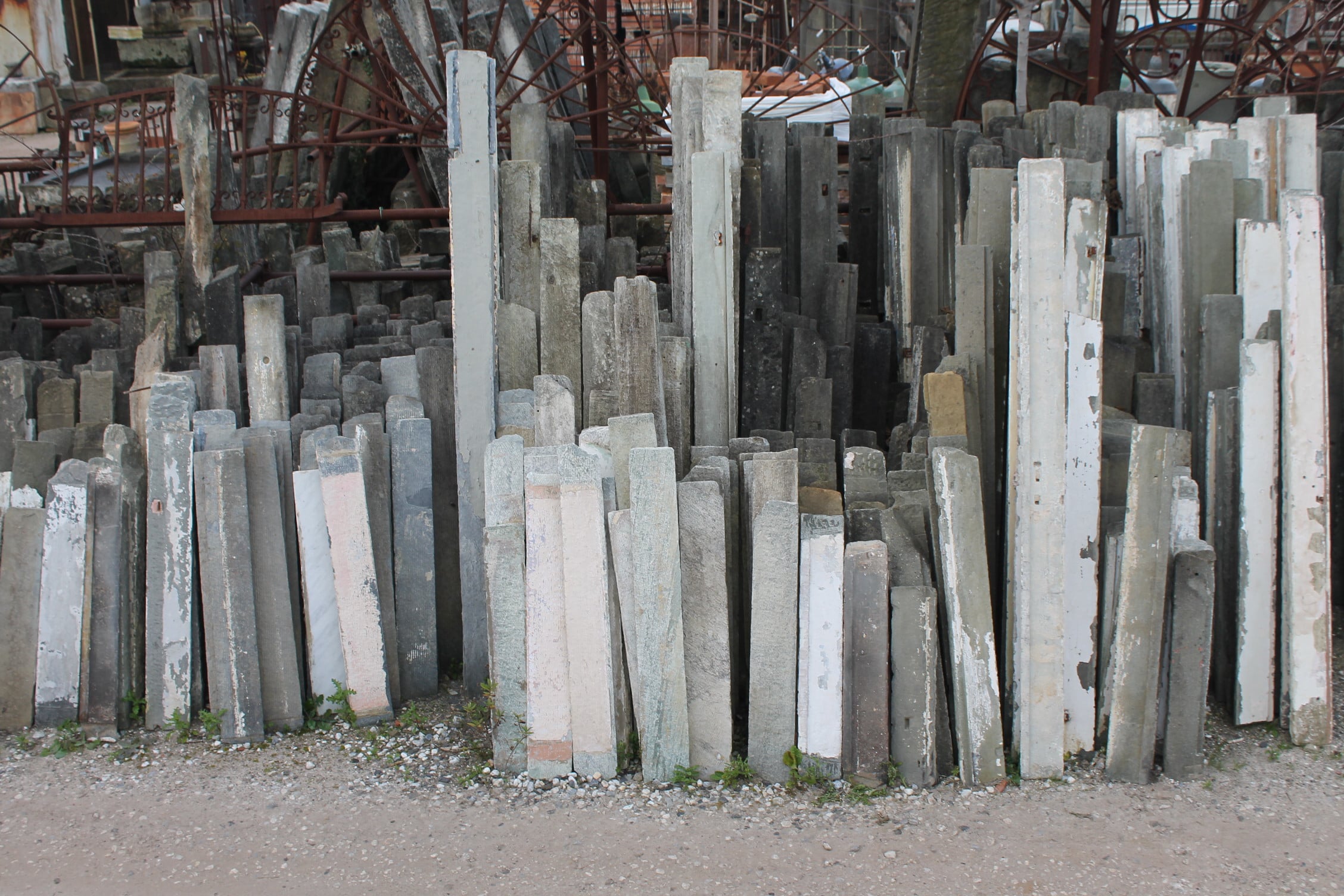 Soglie e Architravi in pietra di recupero