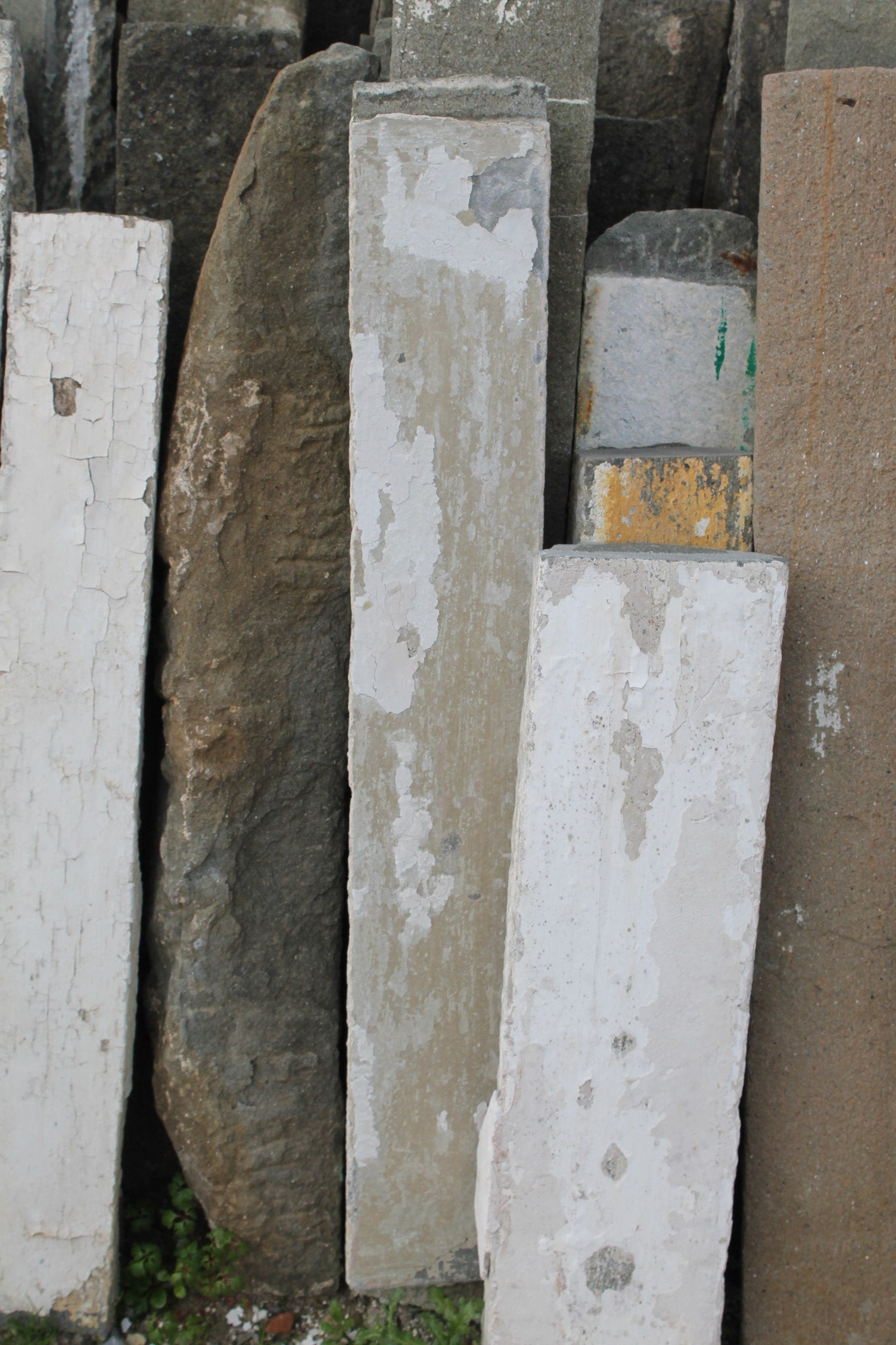 Soglie e Architravi in pietra di recupero