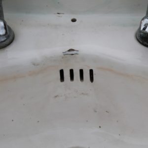 Antico lavandino da bagno in ceramica - LAV 052