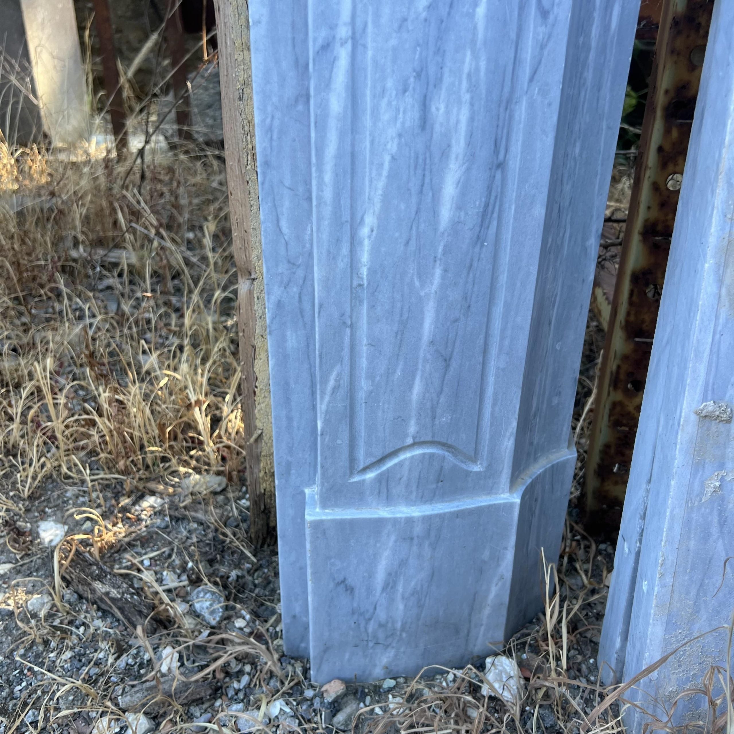 Camino in marmo bardiglio