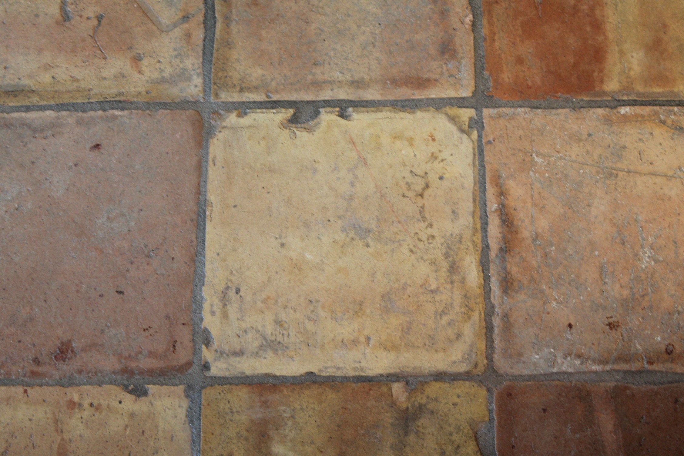 Reclaimed terracotta floor 20 cm x 20 cm