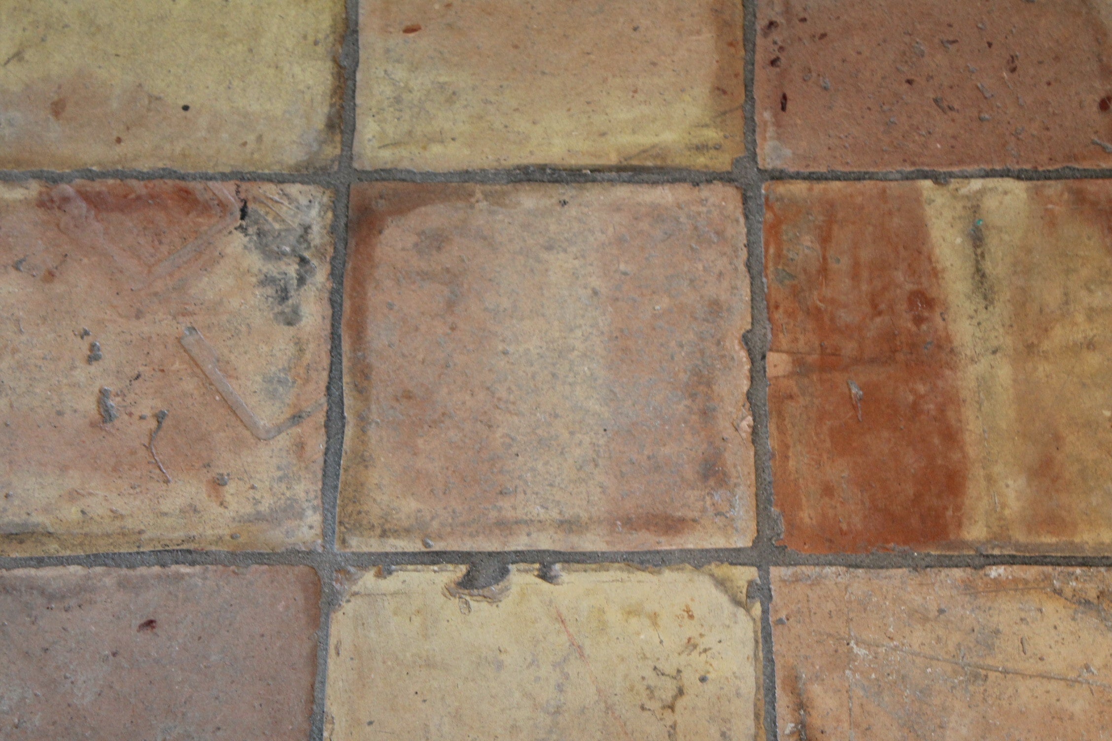 Reclaimed terracotta floor 20 cm x 20 cm