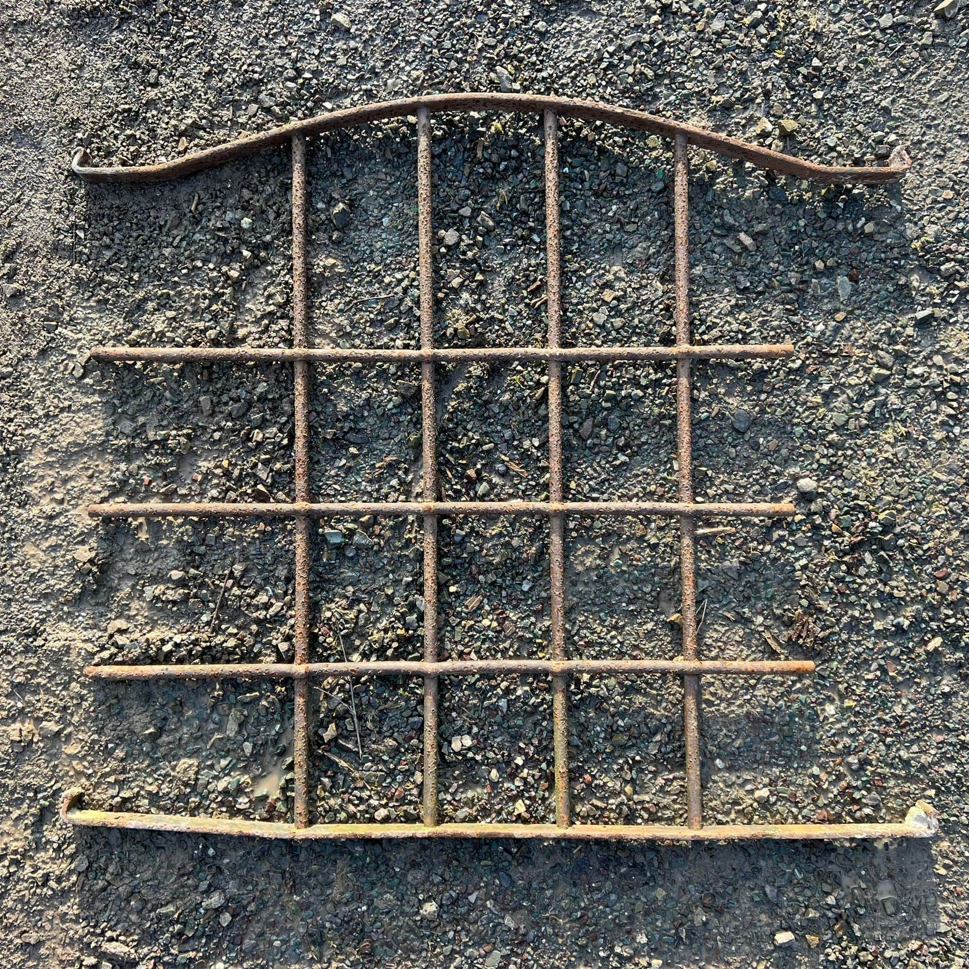 Inferriata antiquata semplice 
