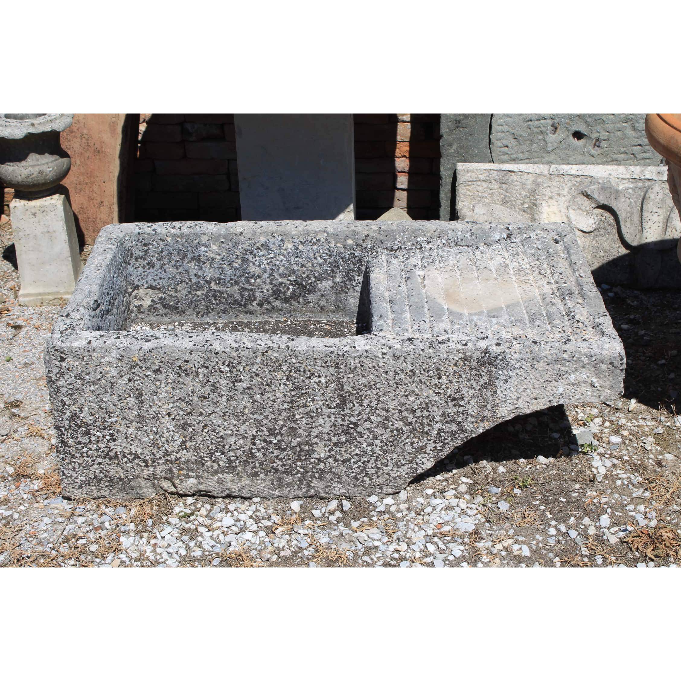 Lavabo antico