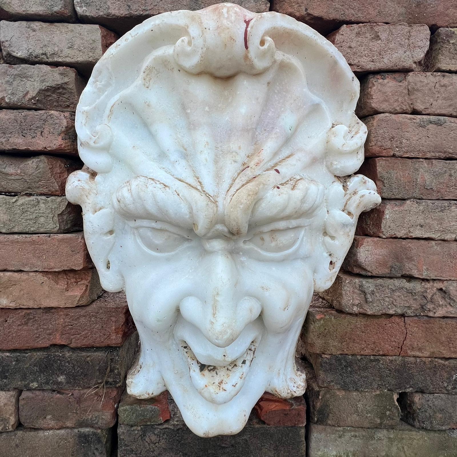 Mascherone di fontana 