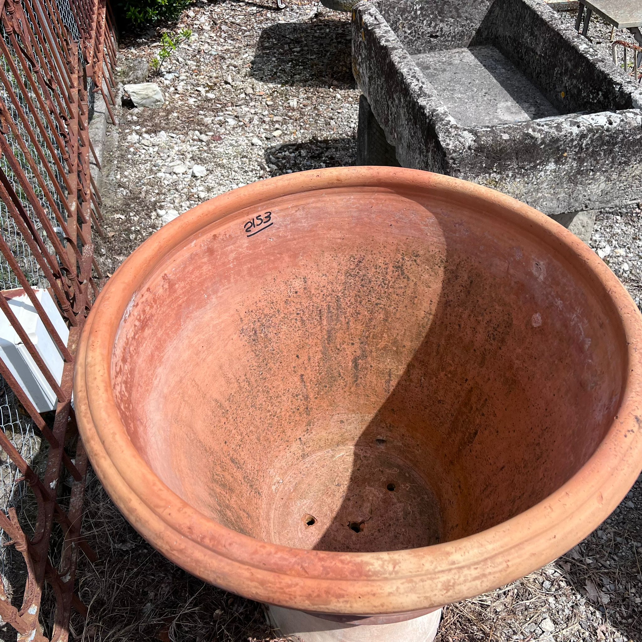 Terracotta bowl - diameter 87 cm