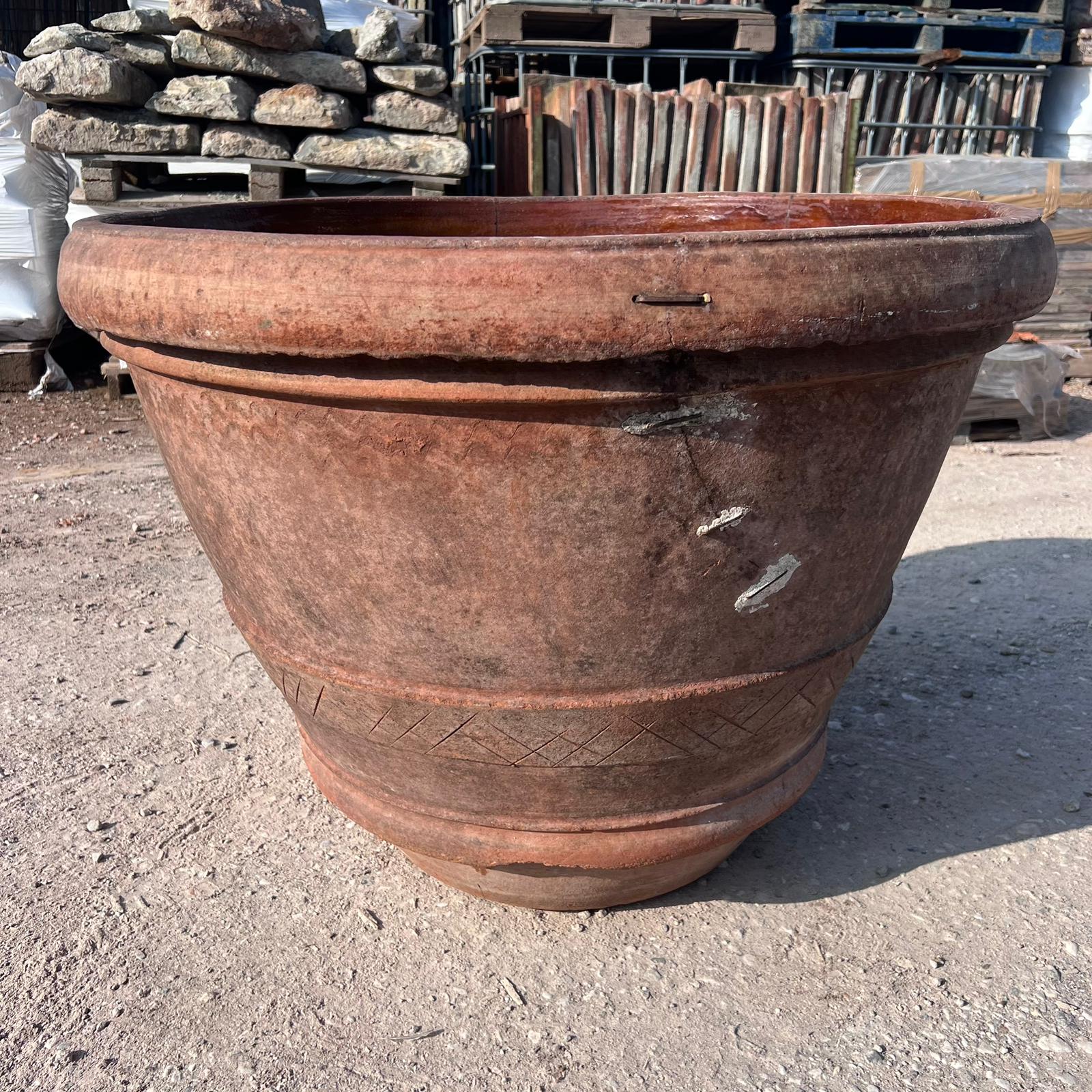 Terracotta bowl - diameter 90 cm
