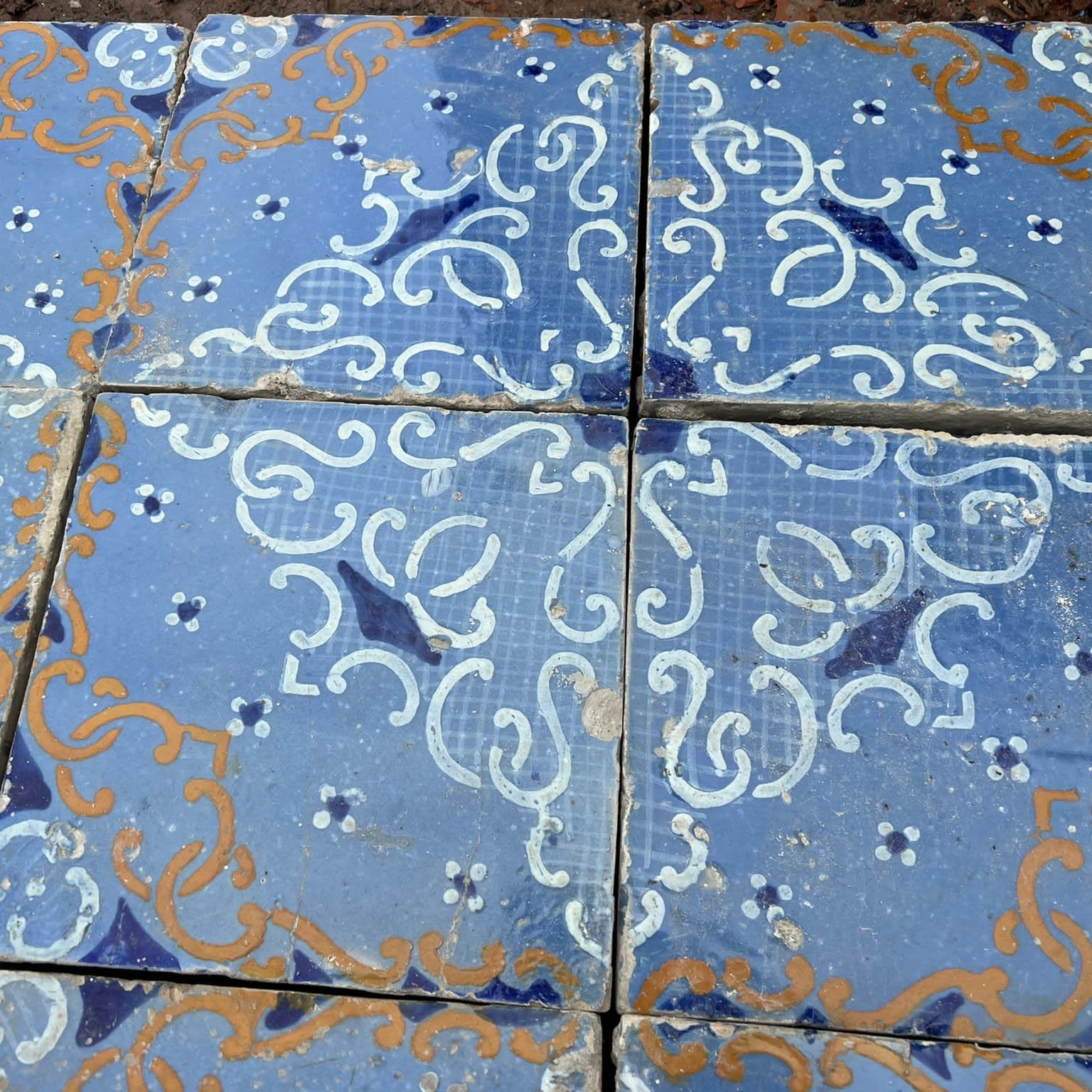 Blue and Orange Majolica - MAI 156