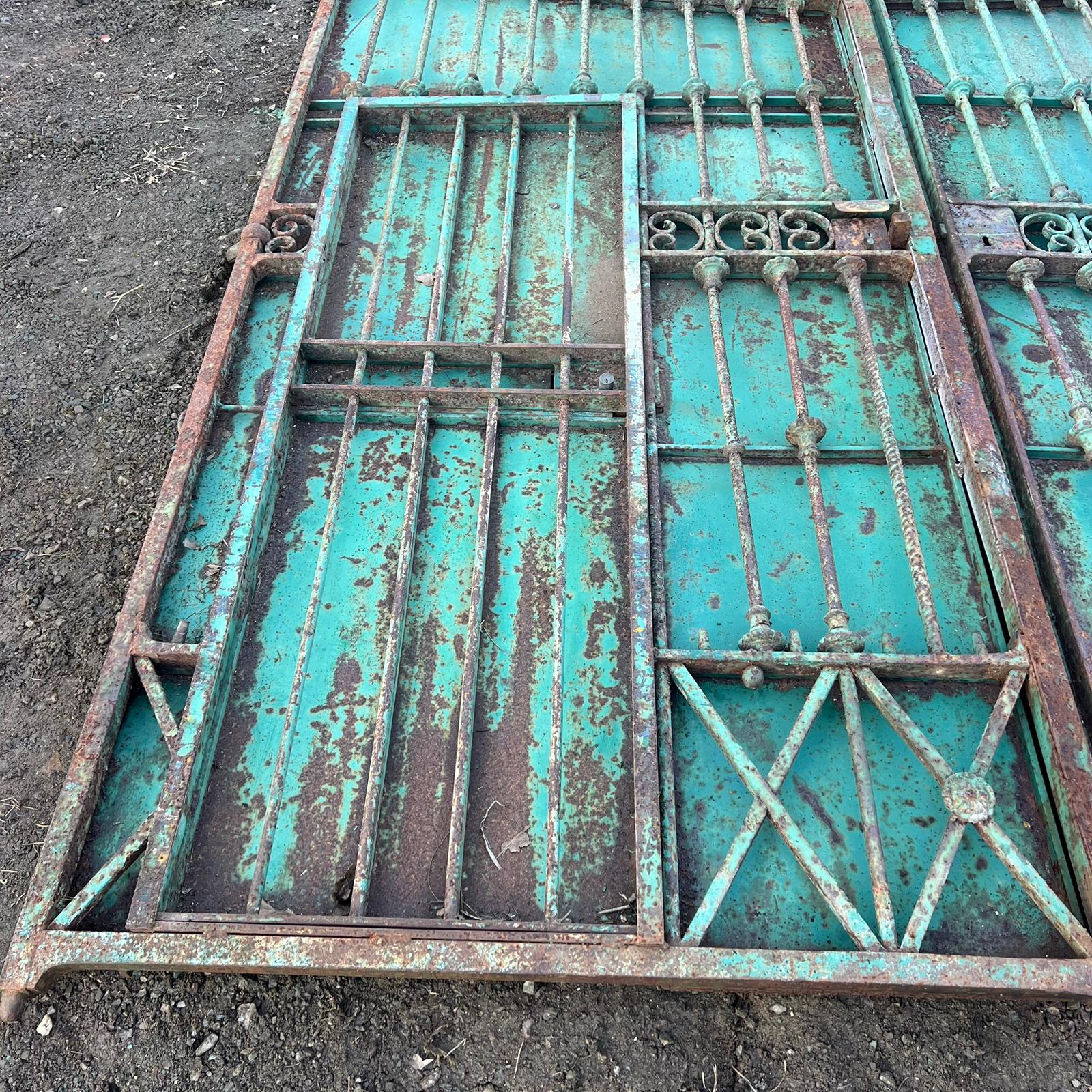 Cancello con ingresso pedonale