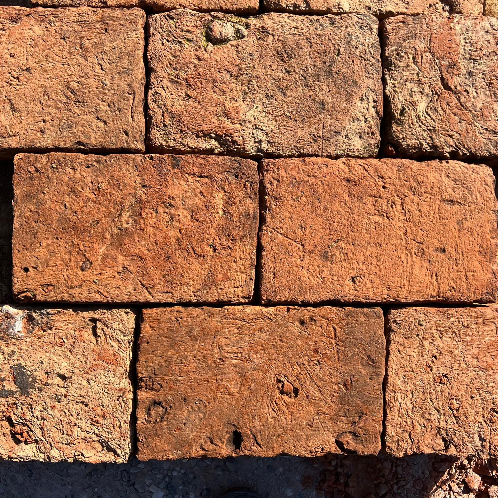 Pavimento in cotto 27x17x6