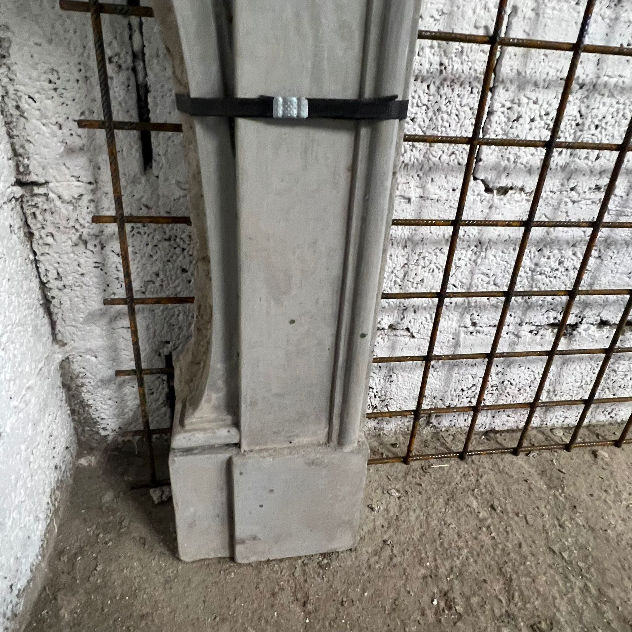 Camino in pietra - 192 cm