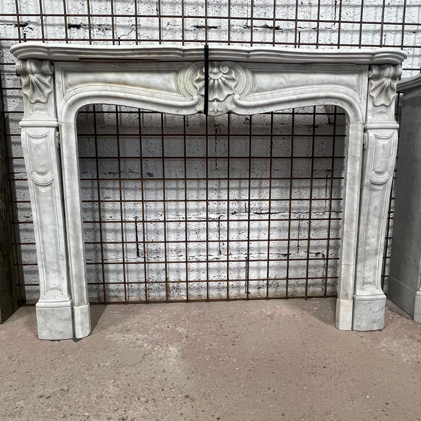 Camino in marmo - 144 cm