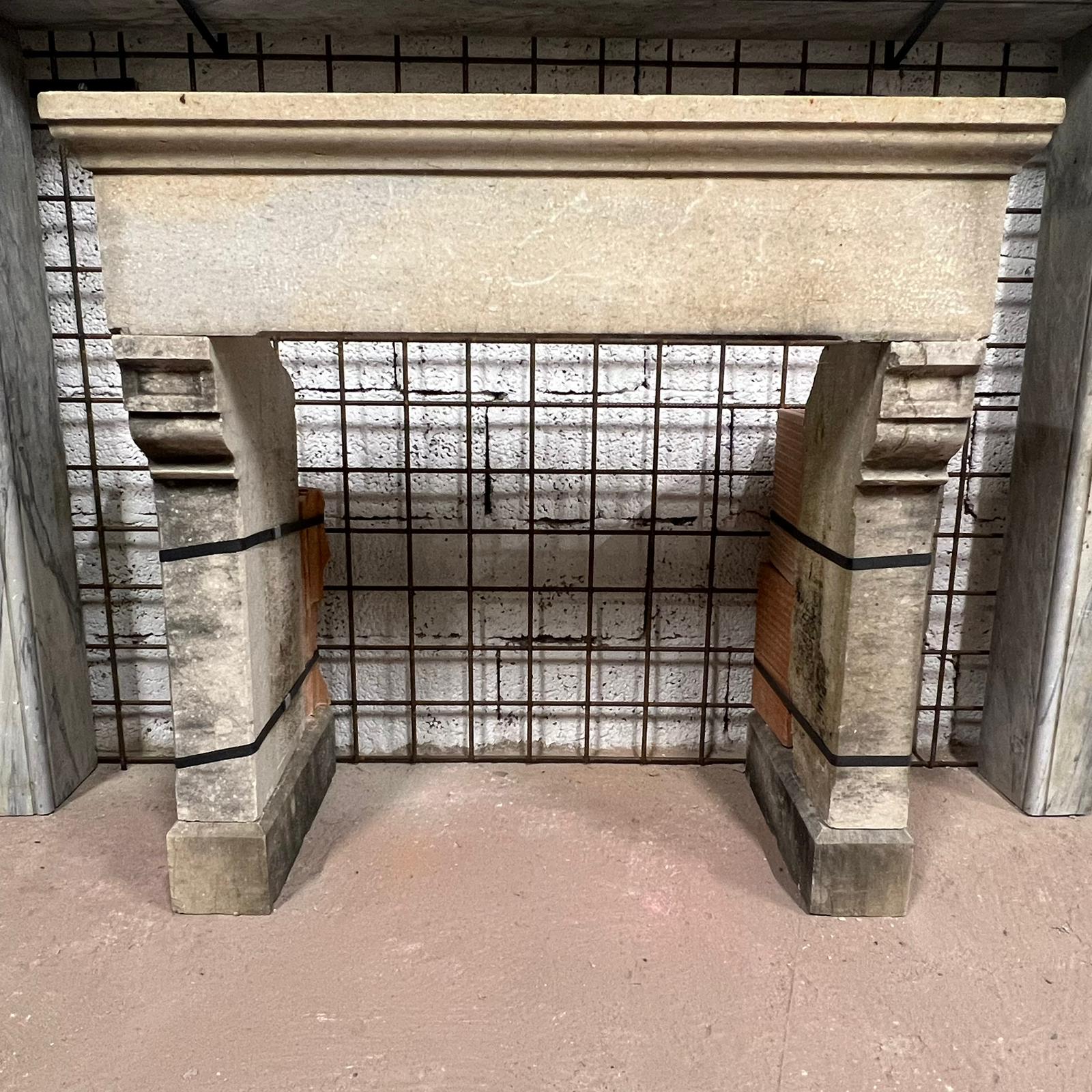 Camino in pietra - 97 cm