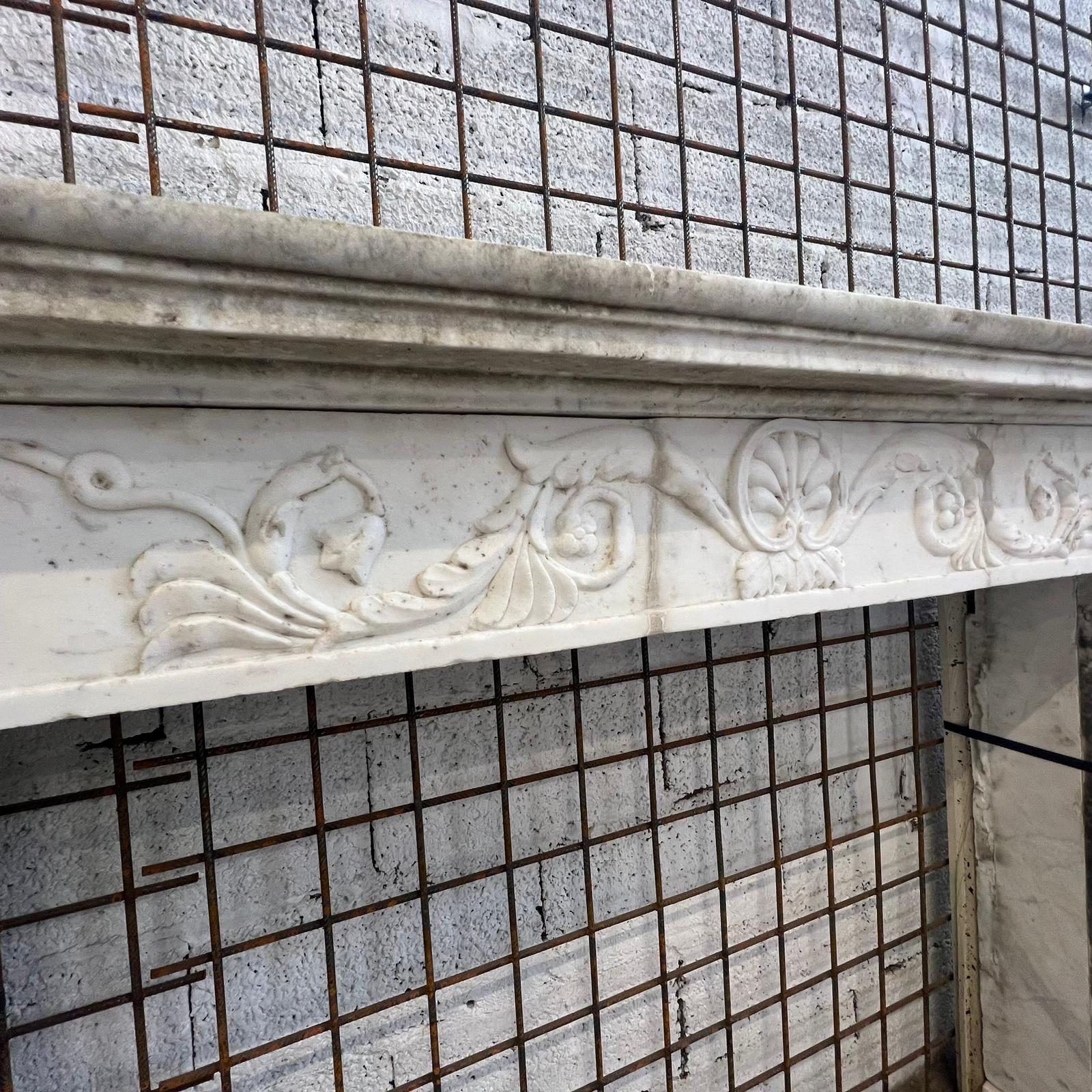 Camino in marmo - 163 cm