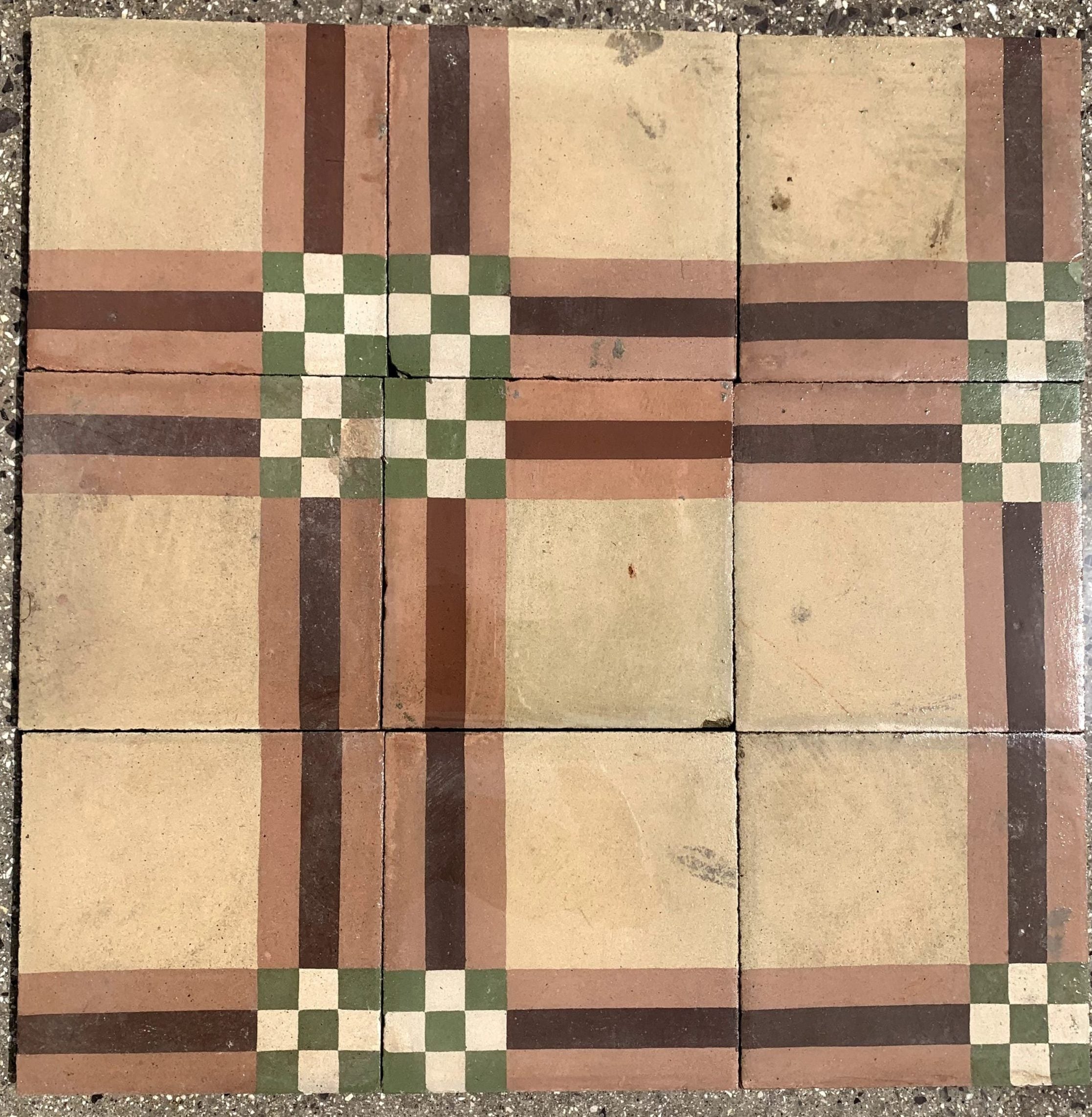 Pavimenti semplici marroni