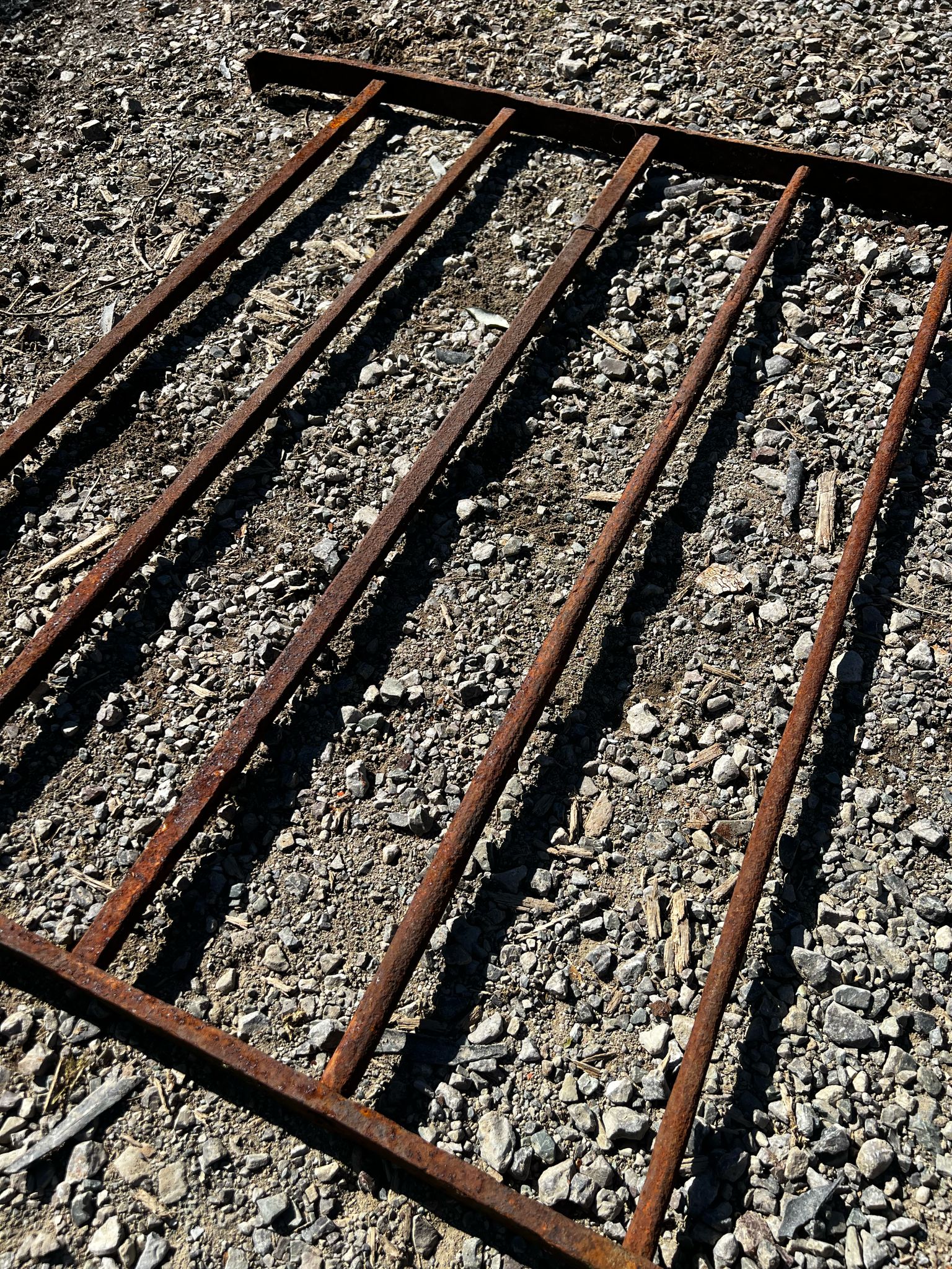 Piccola e antica ringhiera usata 