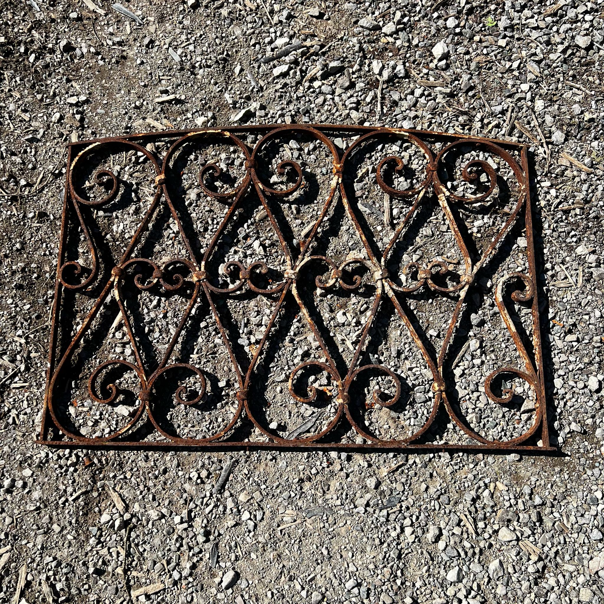 Rostra in ferro 81 cm – Recuperando Brick and stone