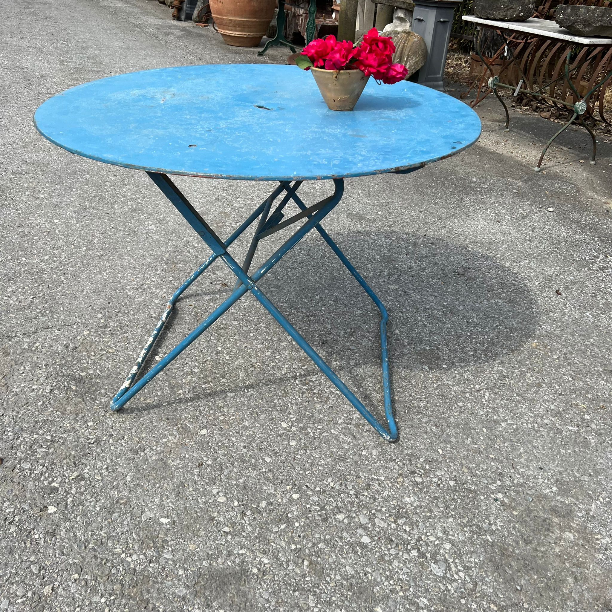 Piccolo tavolino in ferro 