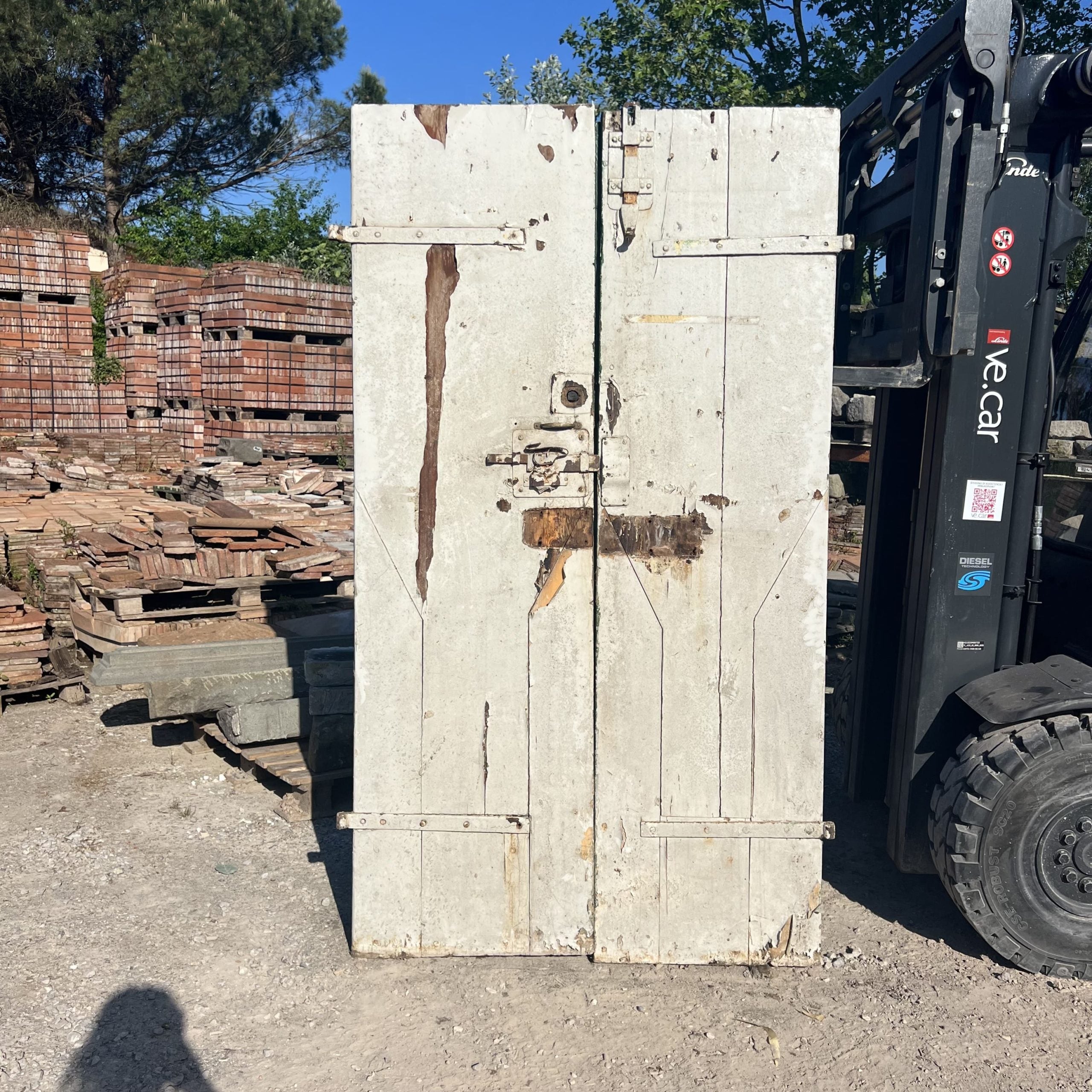 Portoncino antico in legno 