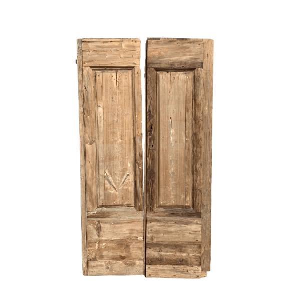 Portone di legno antico di recupero