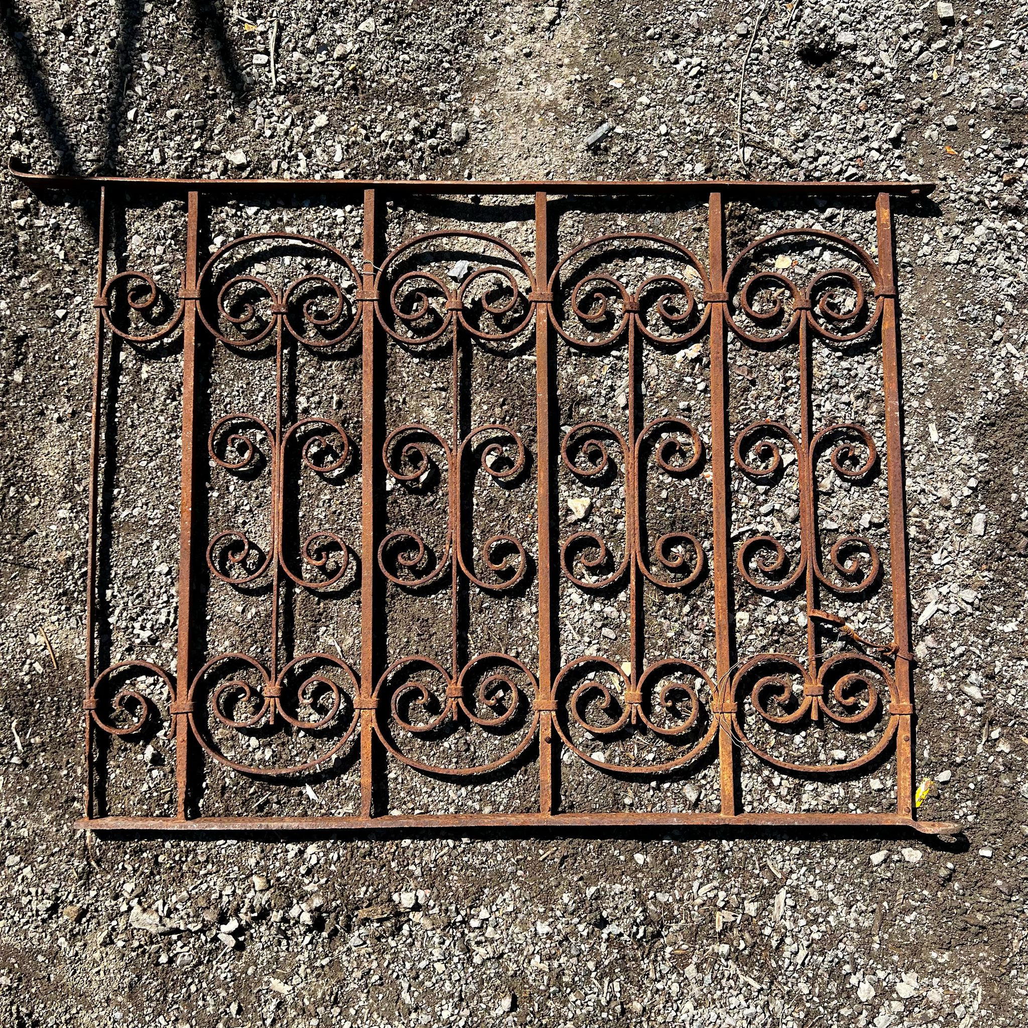 Ringhiera di ferro antica piccola 