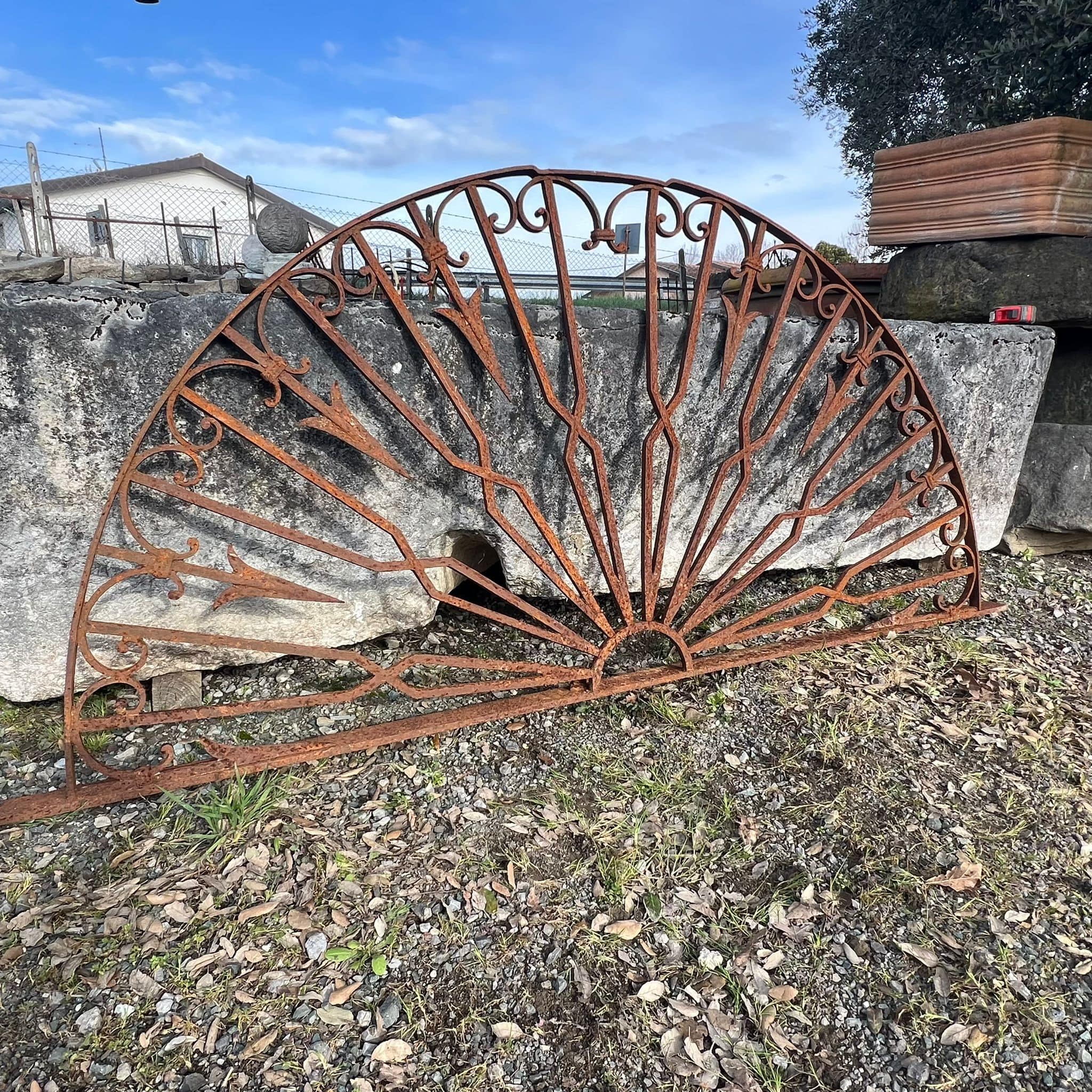 rostra in ferro di recupero 