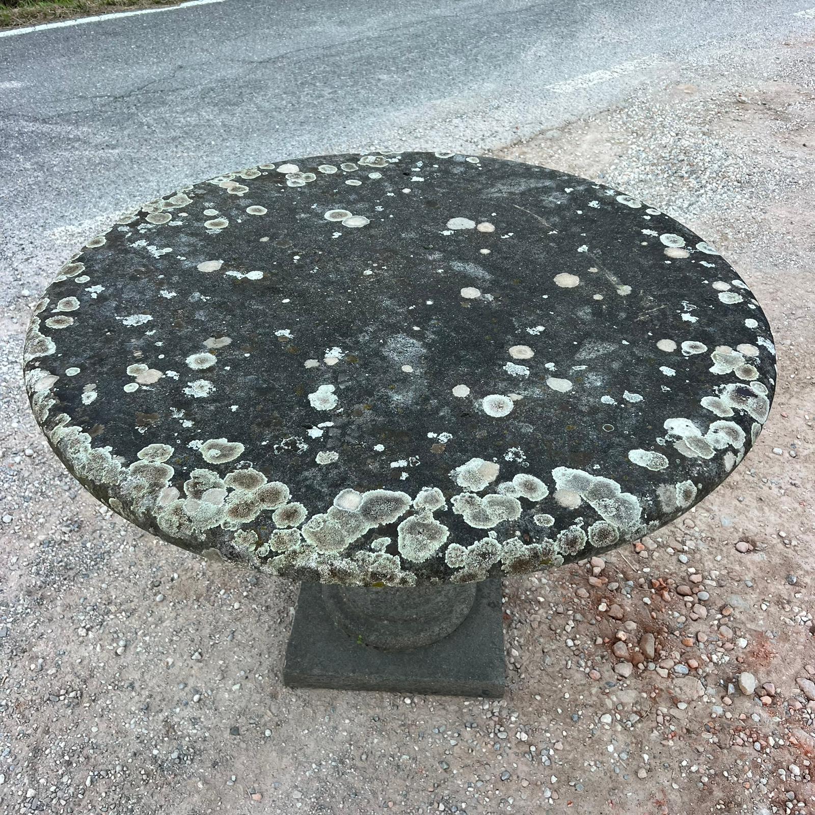 Tavolo antico in pietra 