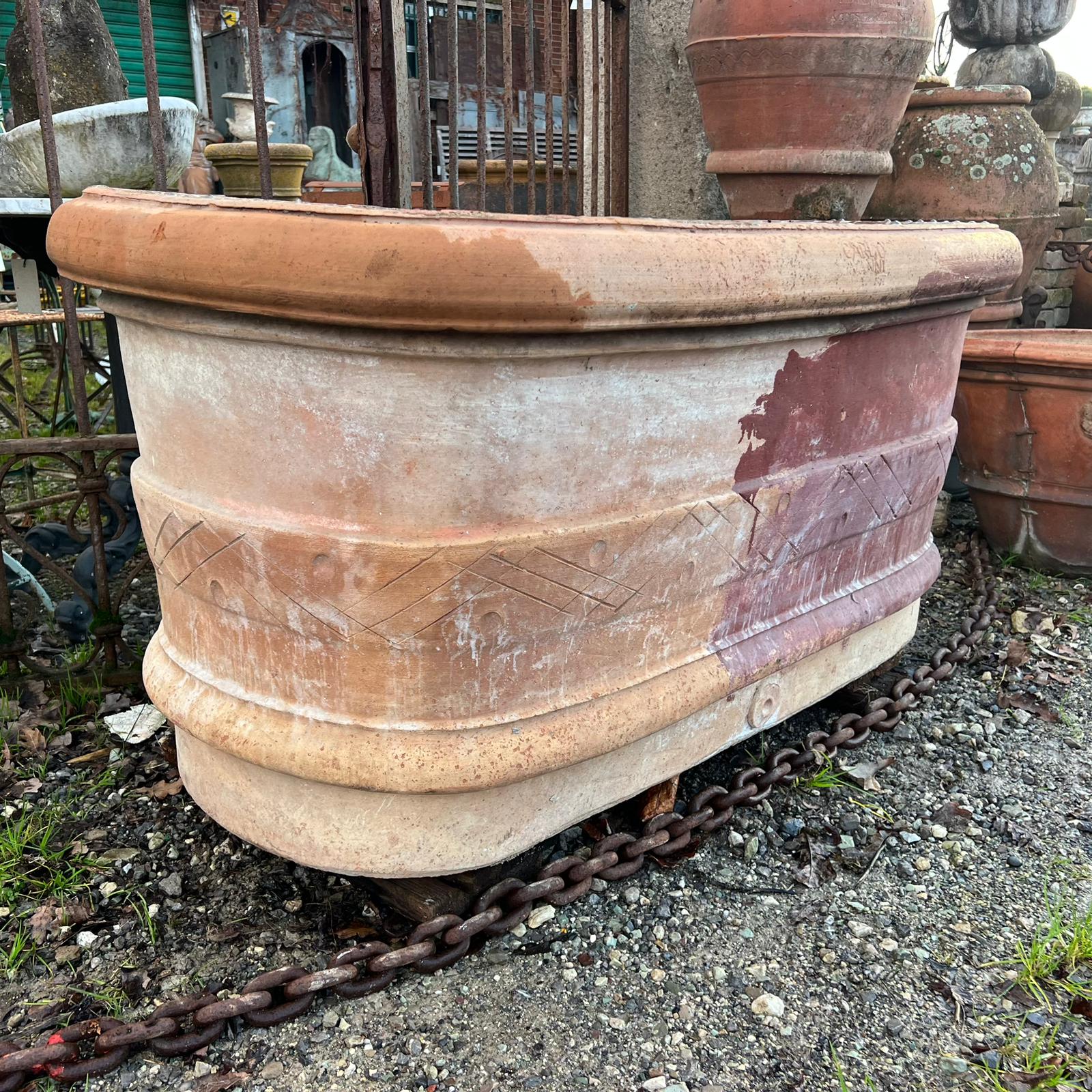 Vaso ovale in terracotta 