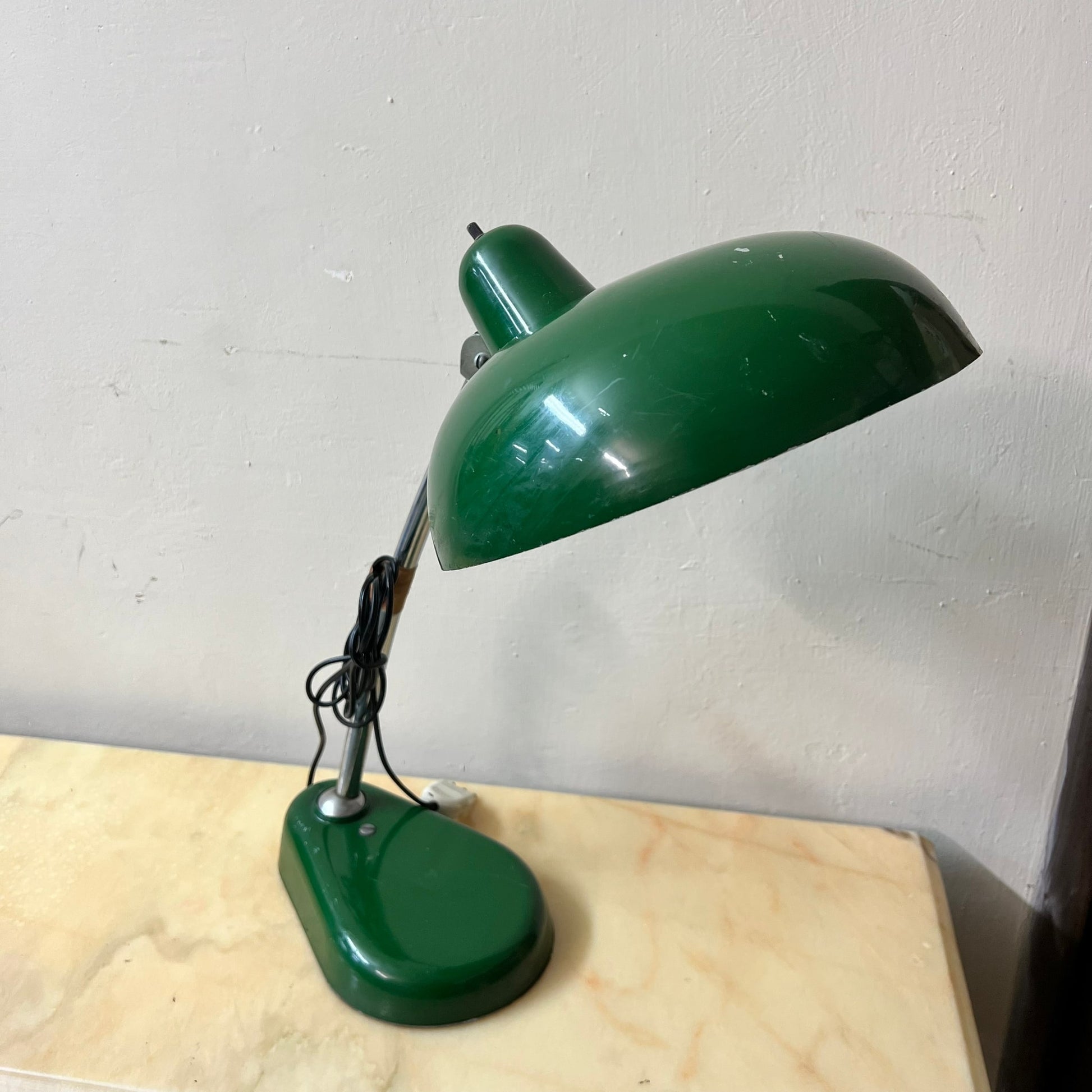 Vecchia lampada verde 