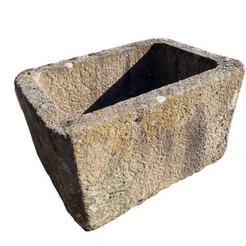 Vecchia vaschetta in pietra 