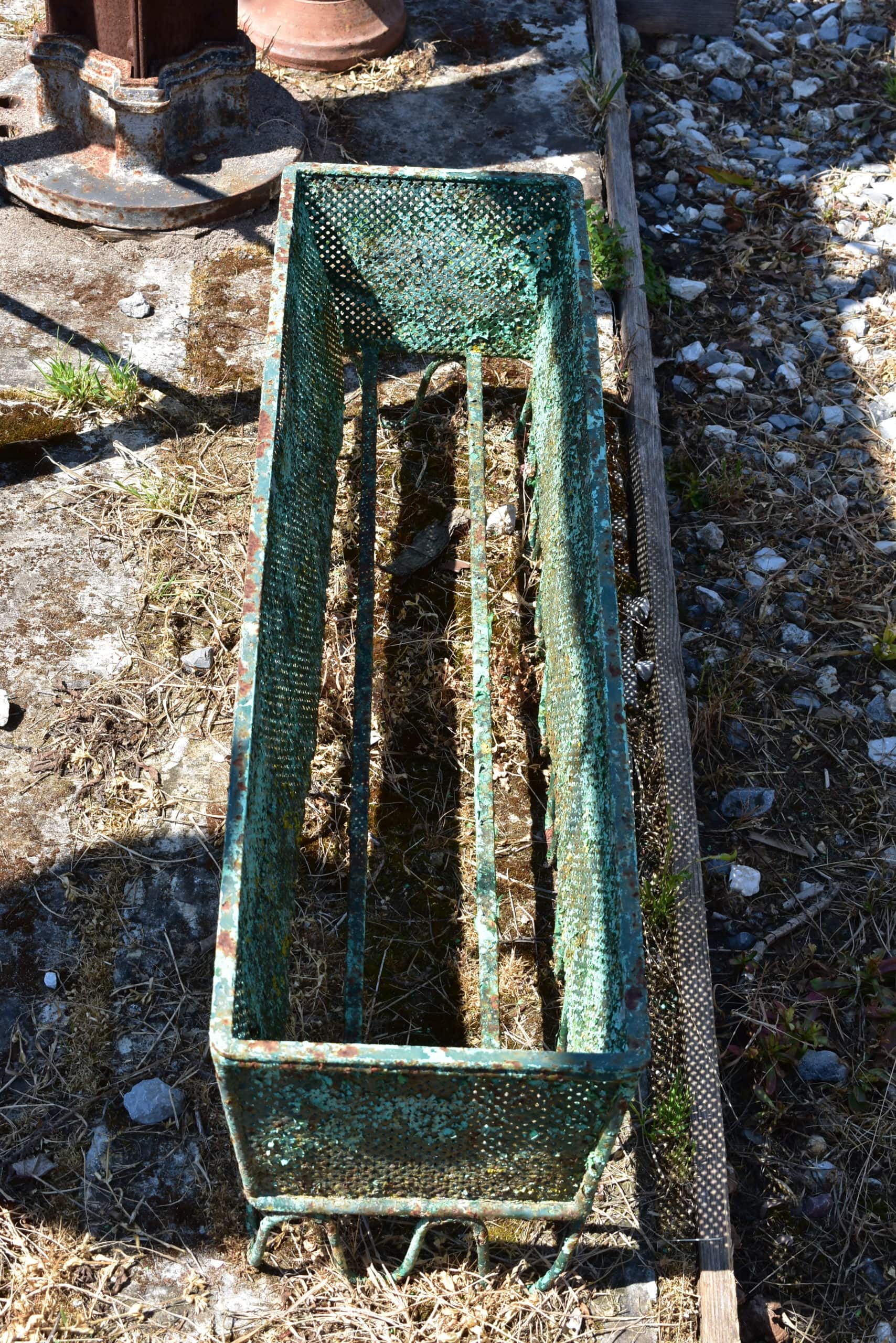 Vecchio porta vasi 