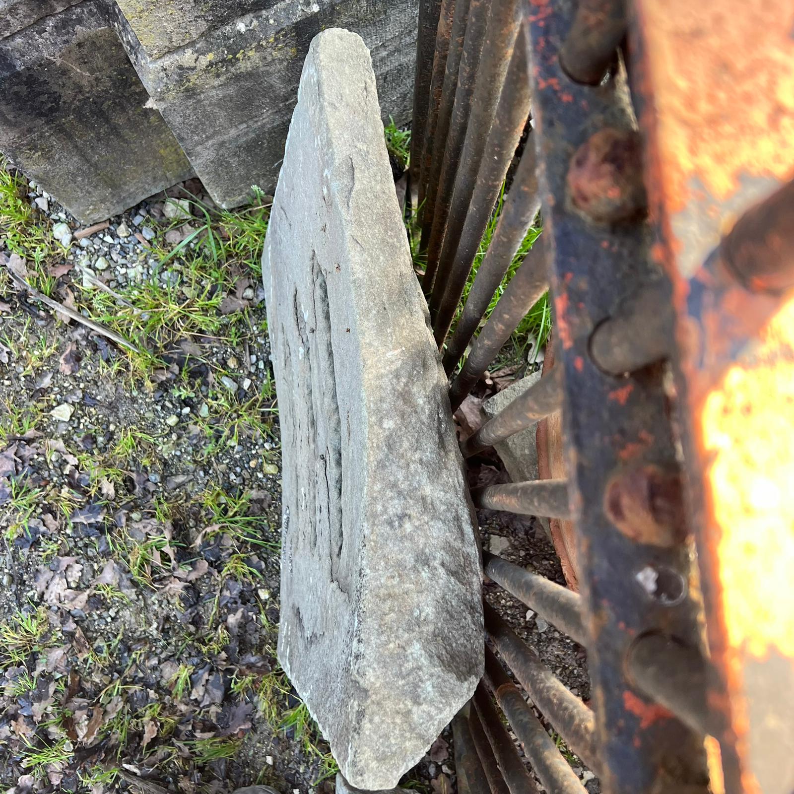 caditoia in pietra spessore