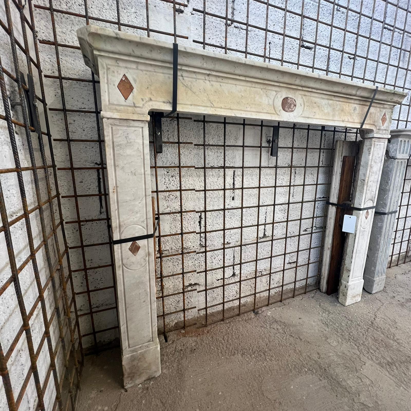 camino in marmo prospettiva