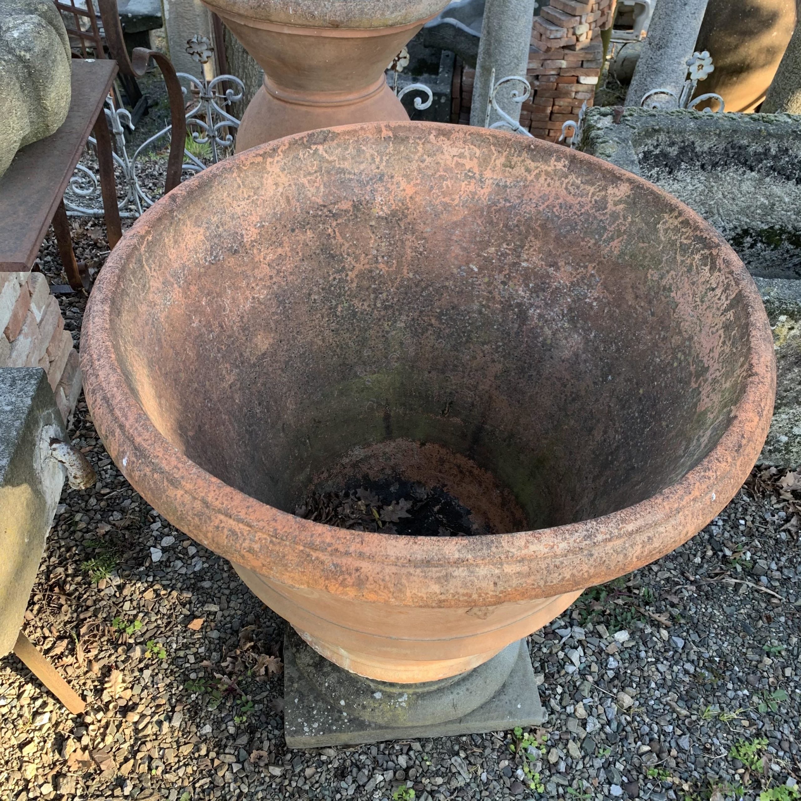 conca in terracotta bocca