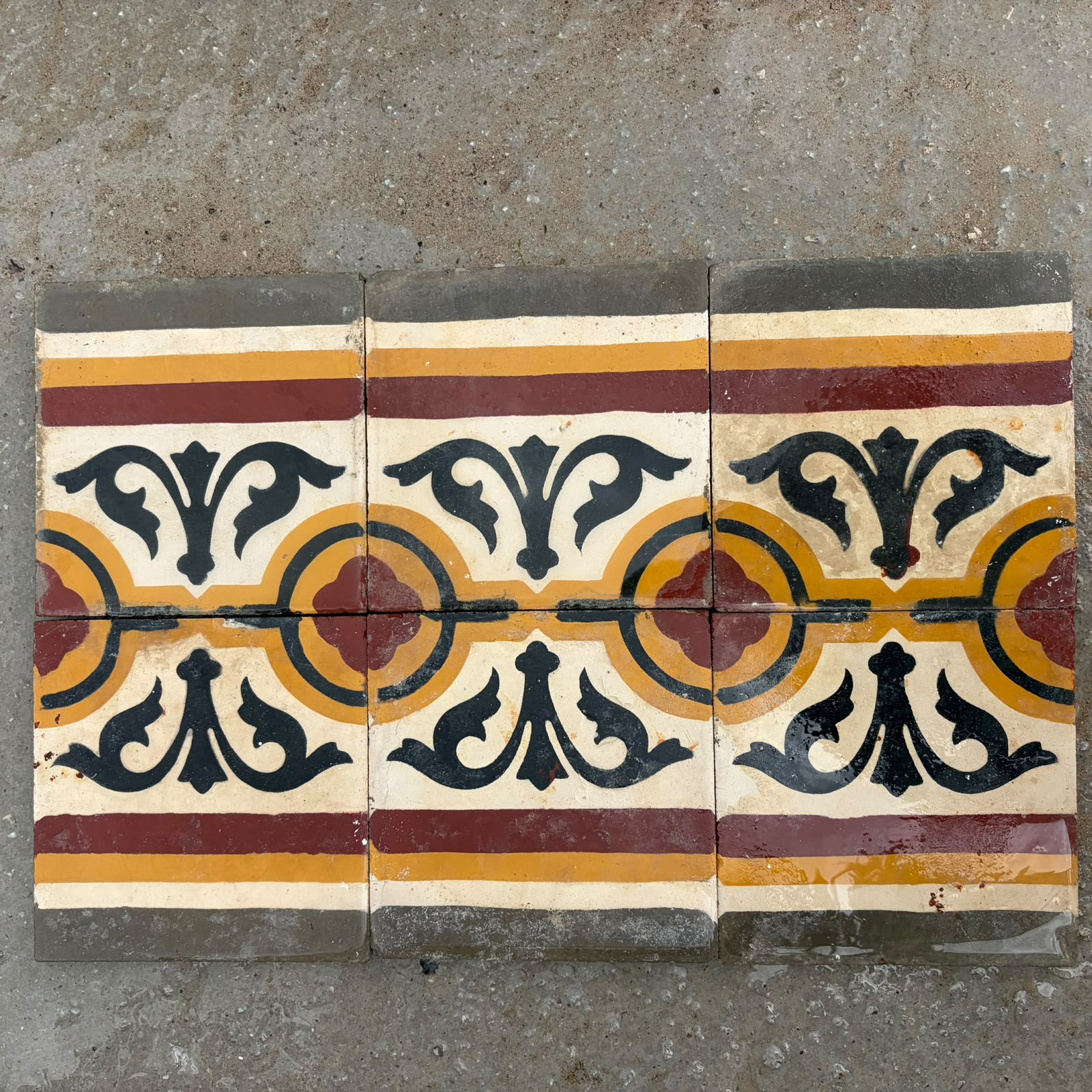 cornice doppia rosso giallo nero 