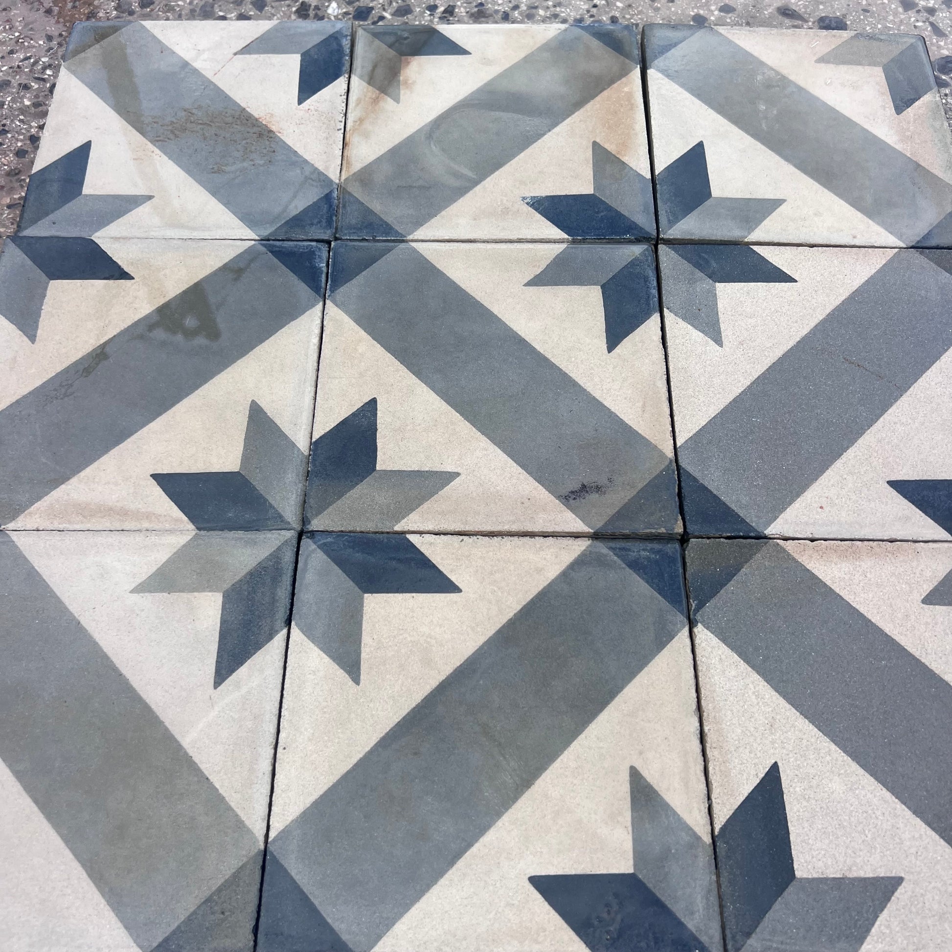 dettaglio cementine con stelle