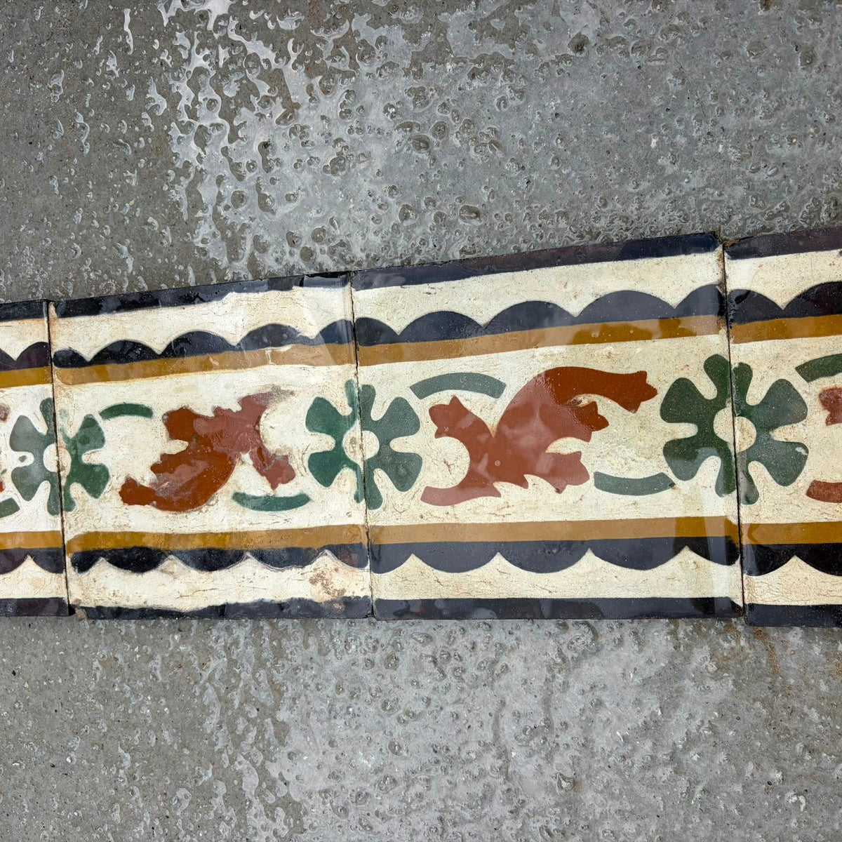 dettaglio cornice recuperata 