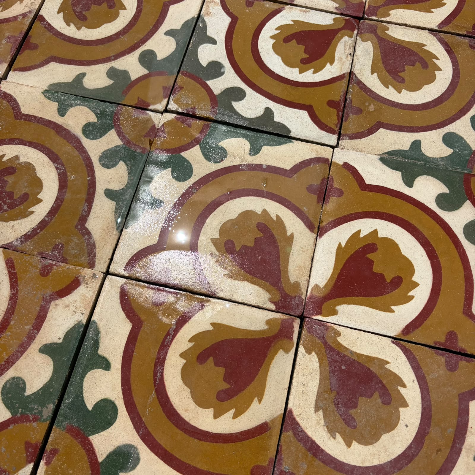 dettaglio decoro laterale