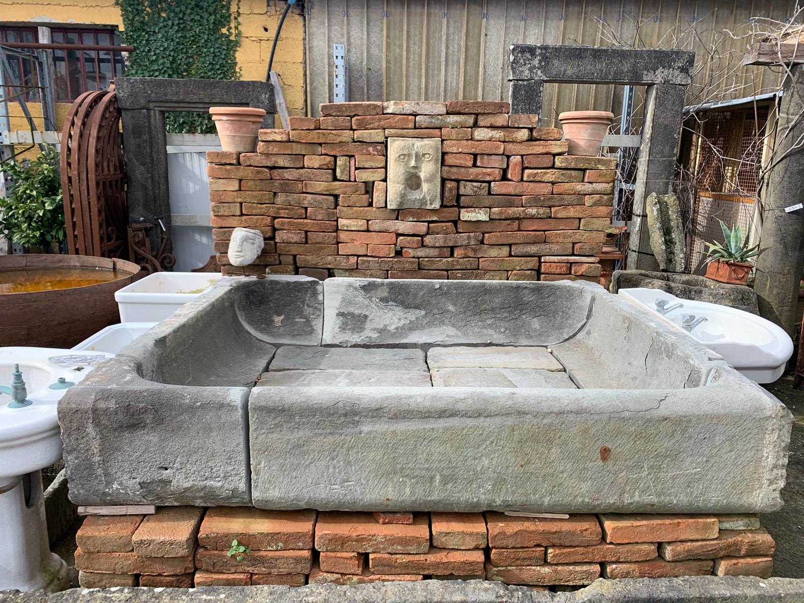 Wall fountain - washhouse