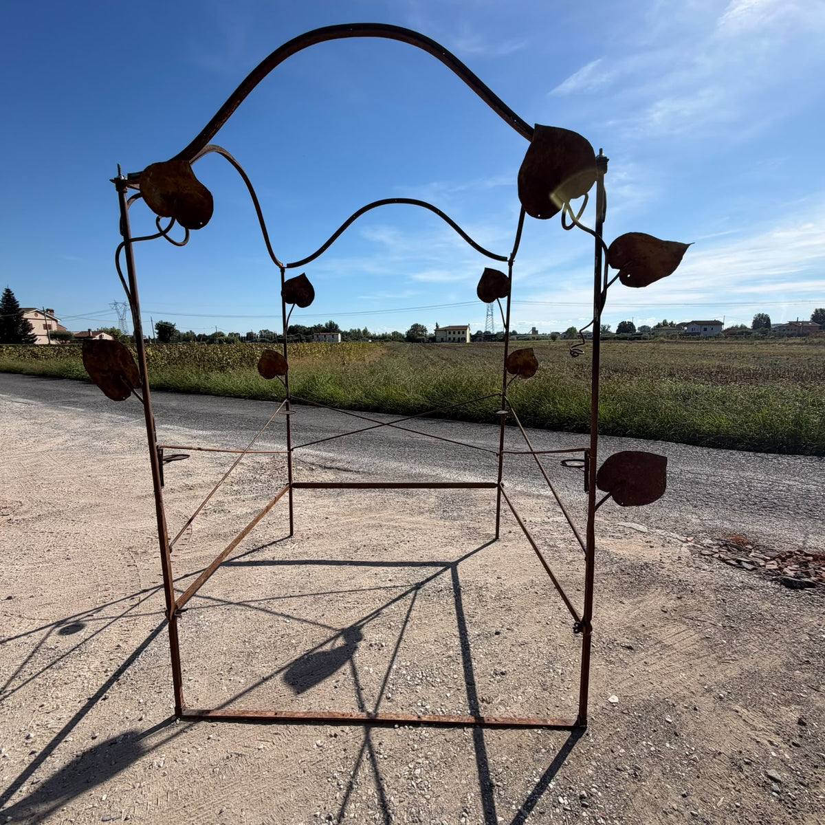 gazebo ferro dietro