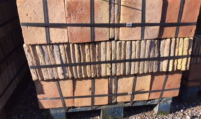 Light square terracotta floor